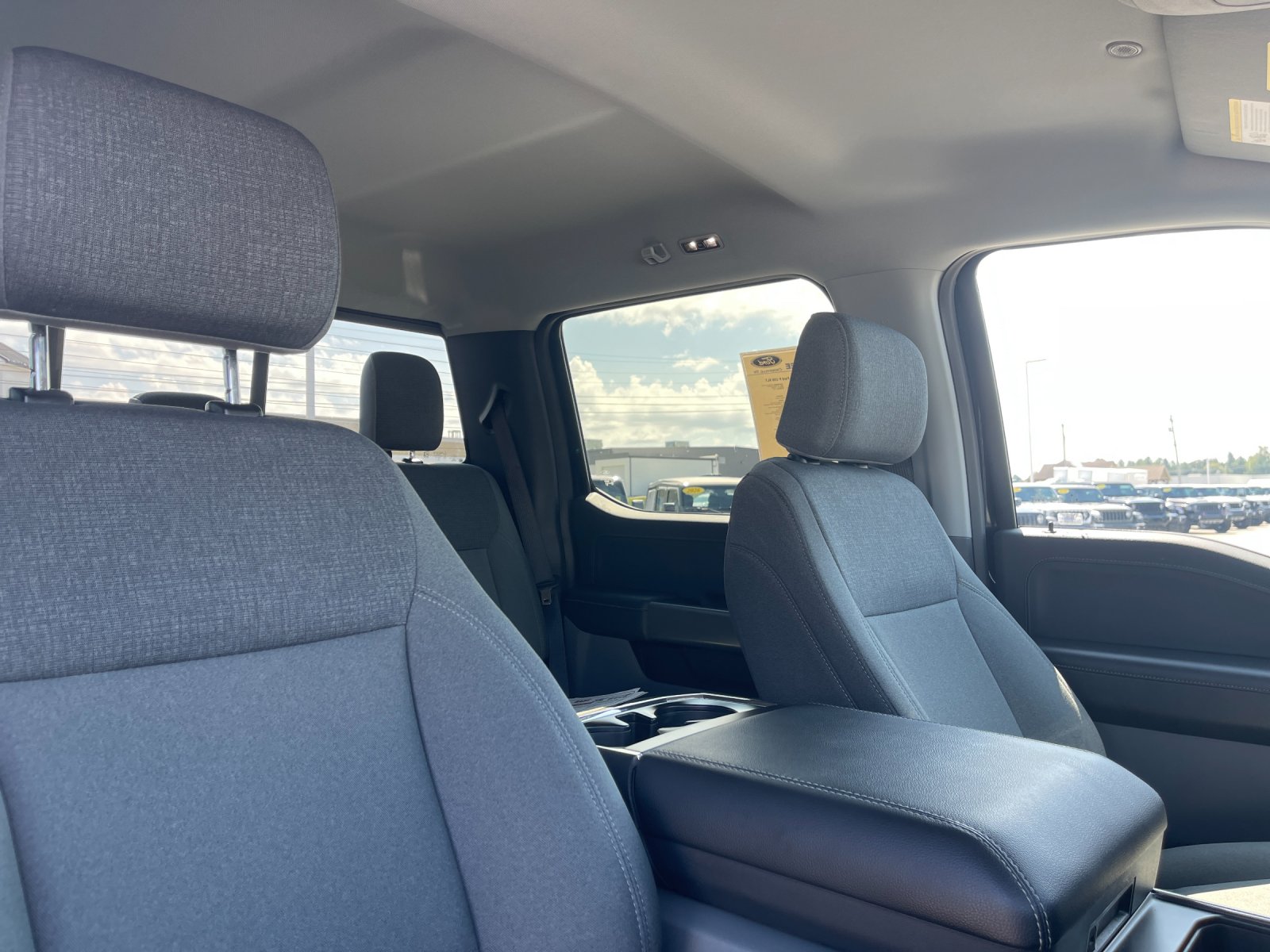 Used 2024 Black Metallic Ford XLT image 19