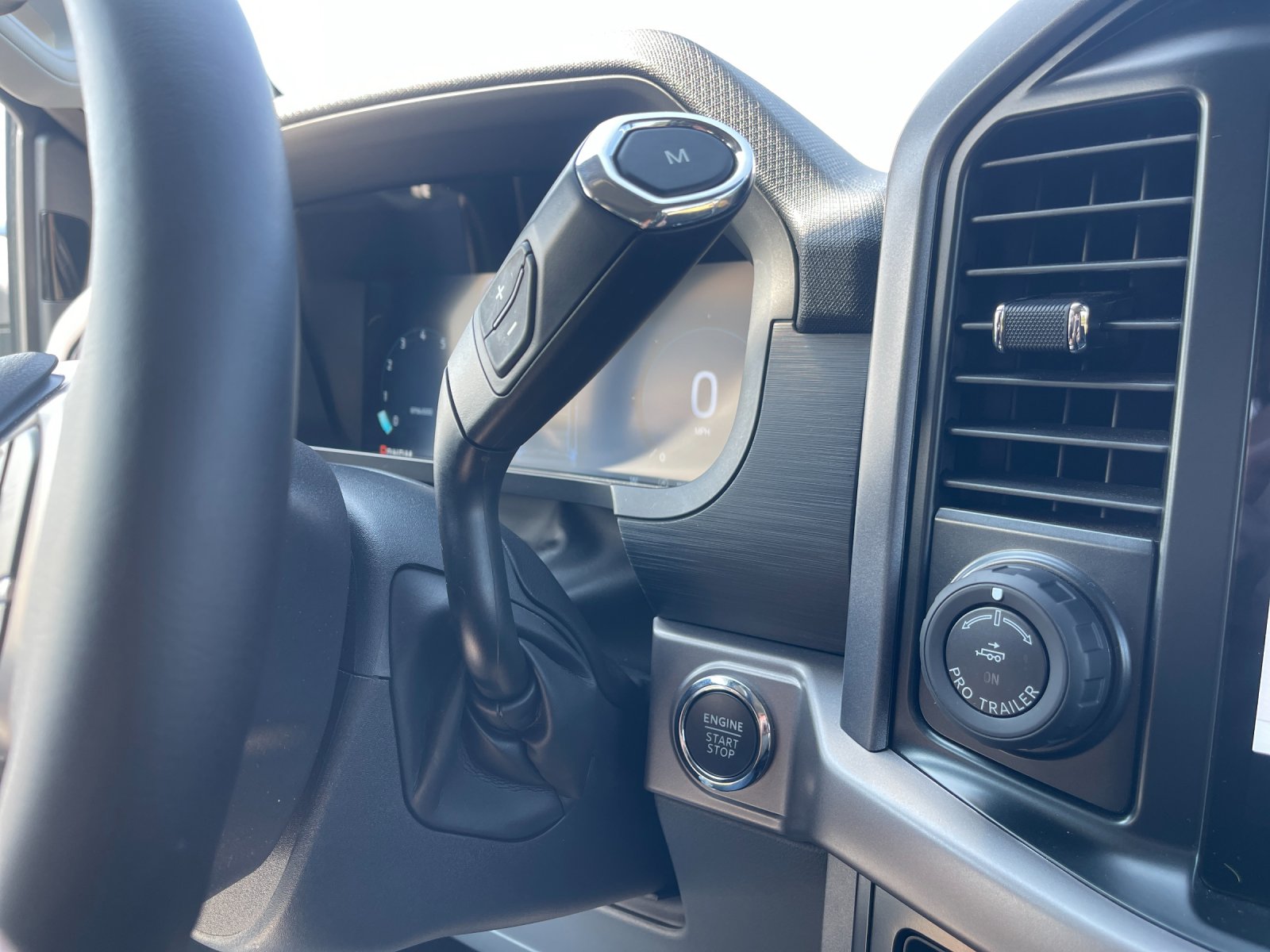 Used 2024 Black Metallic Ford XLT image 25