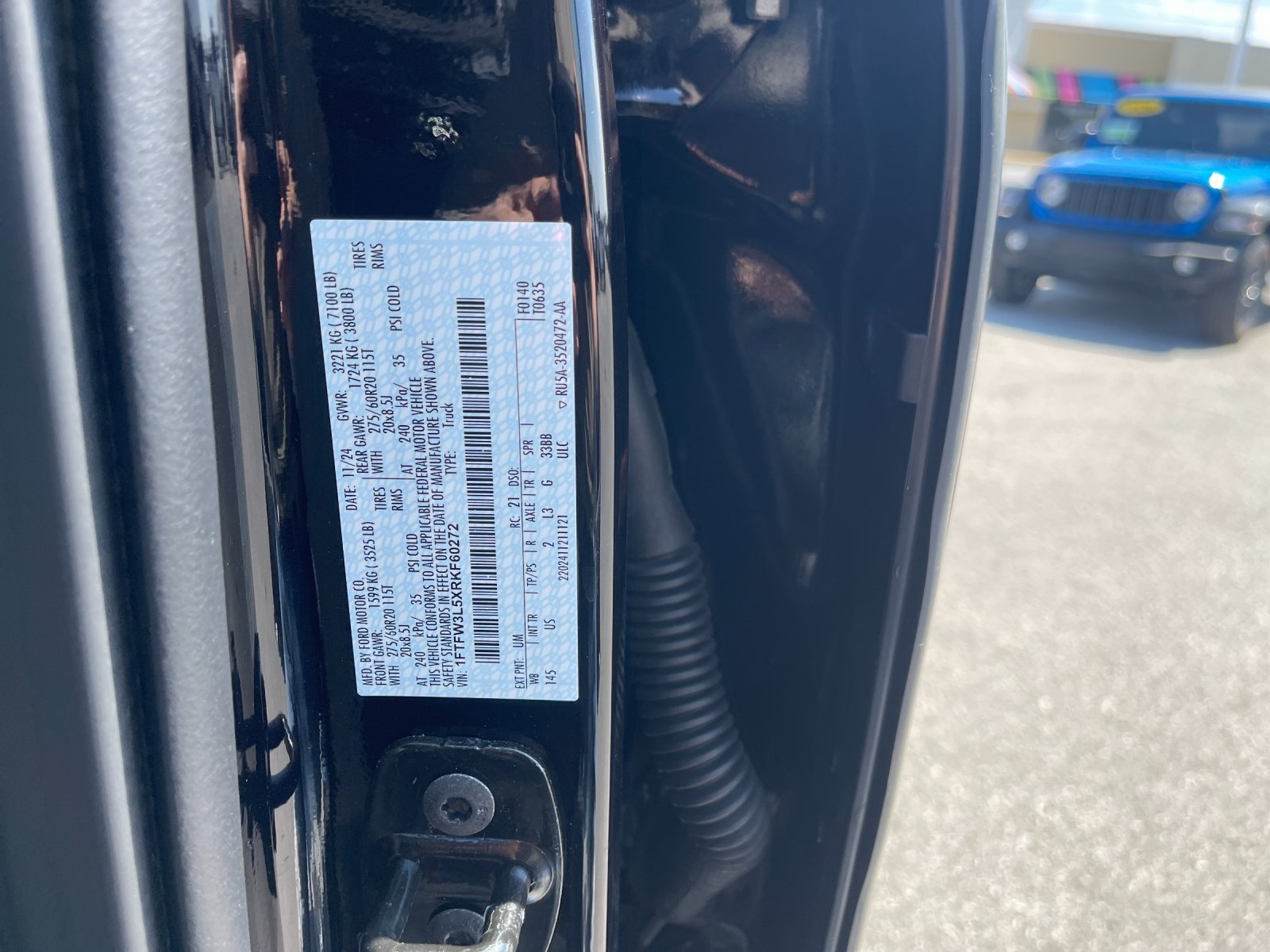 Used 2024 Black Metallic Ford XLT image 34