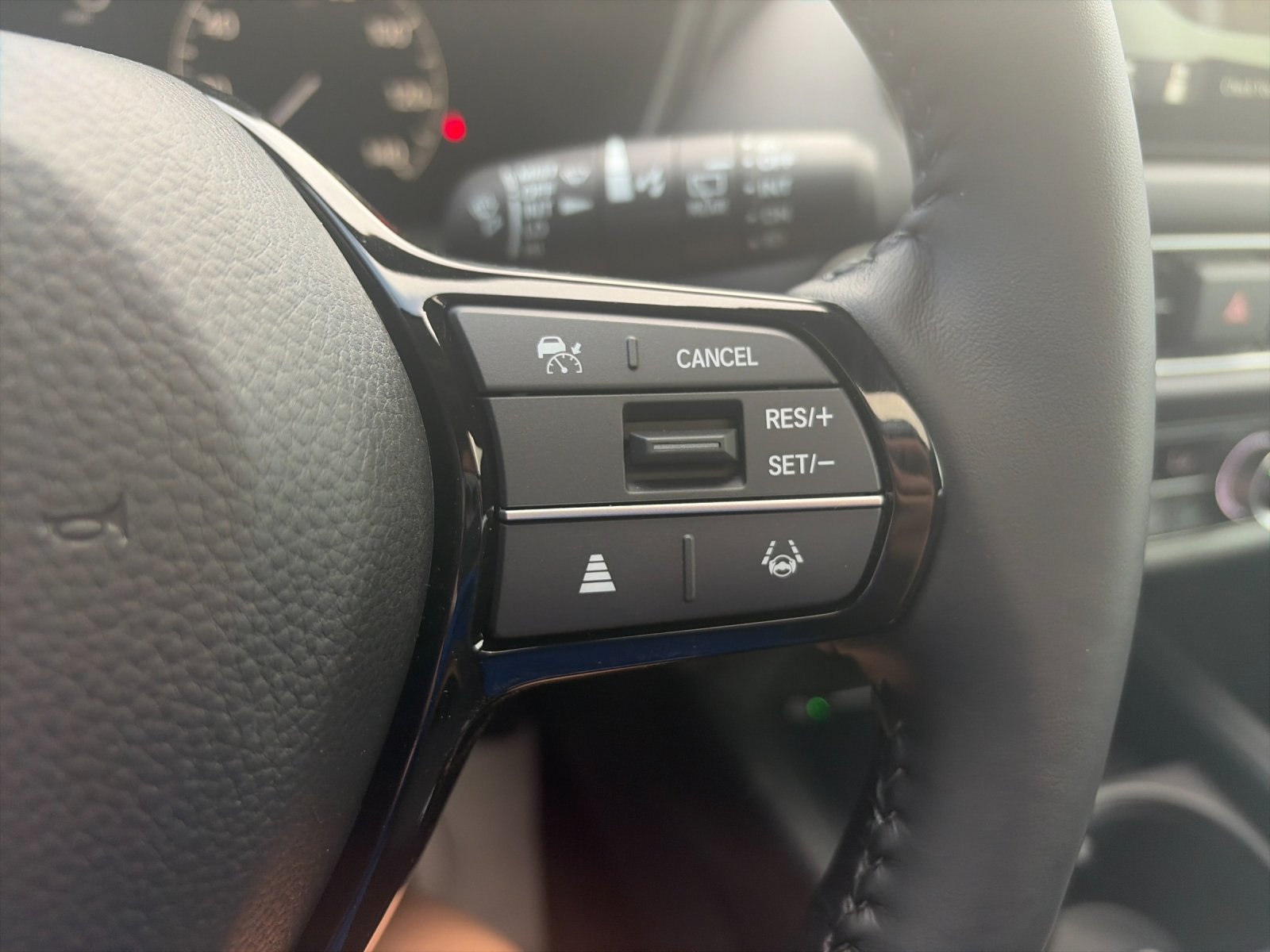 New 2027 Platinum White Pearl Honda EX-L AWD image 29
