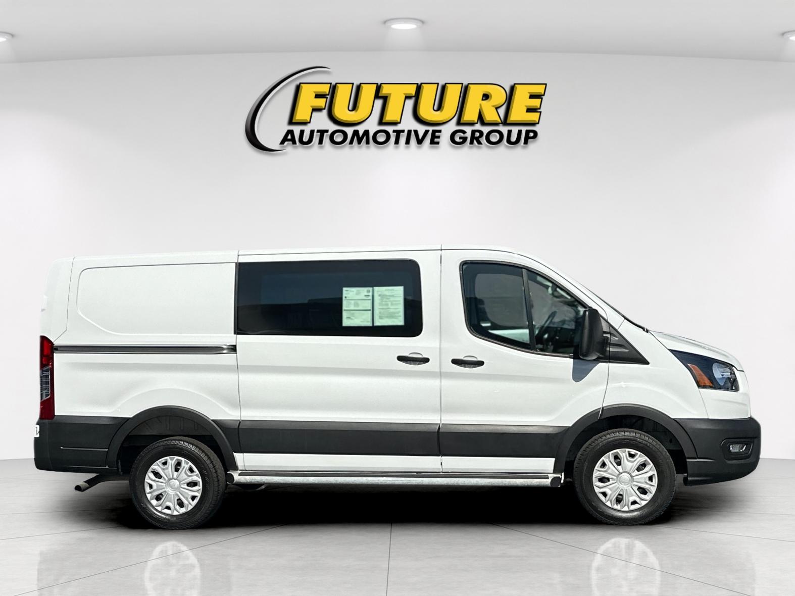 Certified Used 2025 Oxford White Ford Base image 2