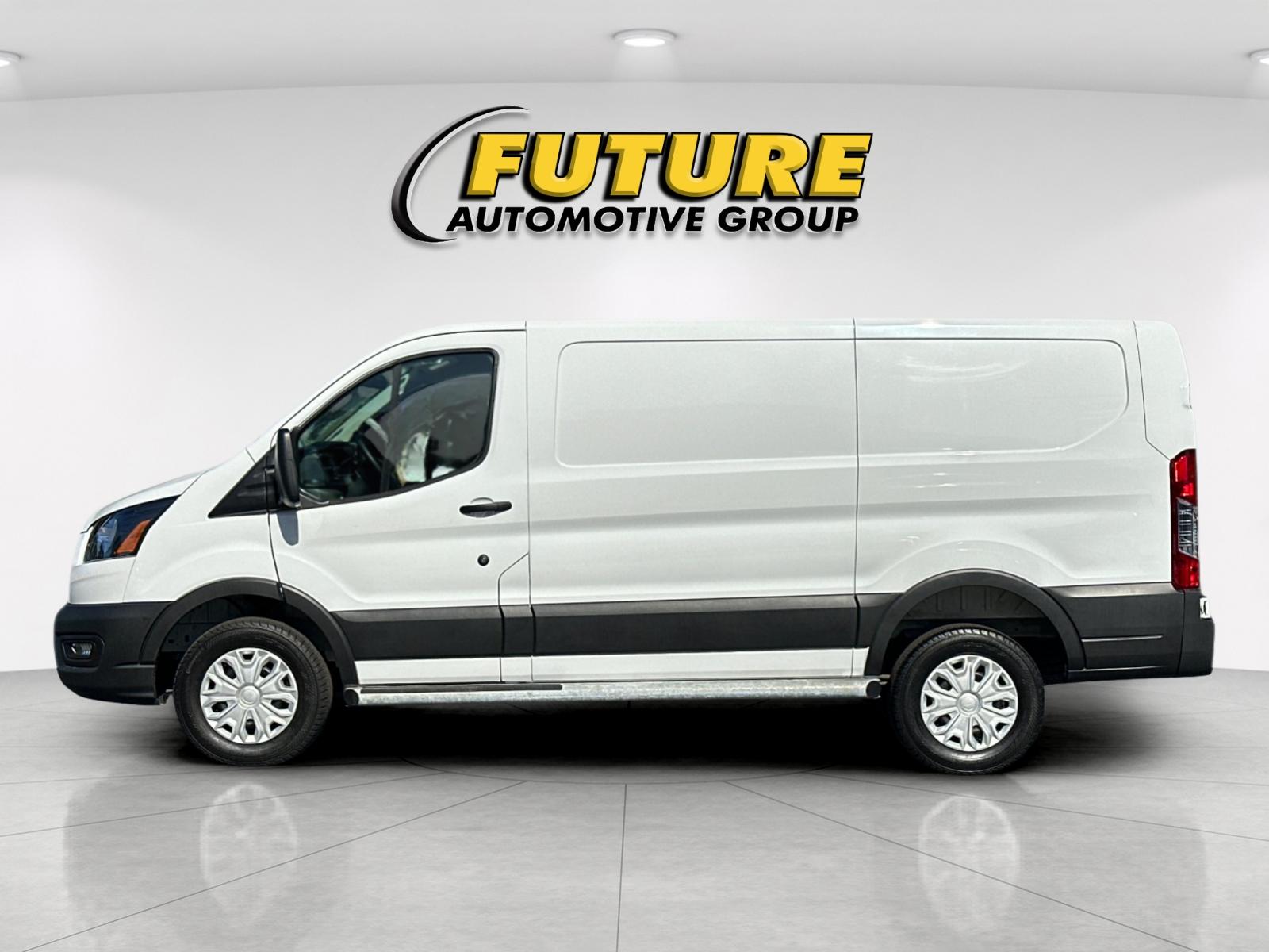 Certified Used 2025 Oxford White Ford Base image 6