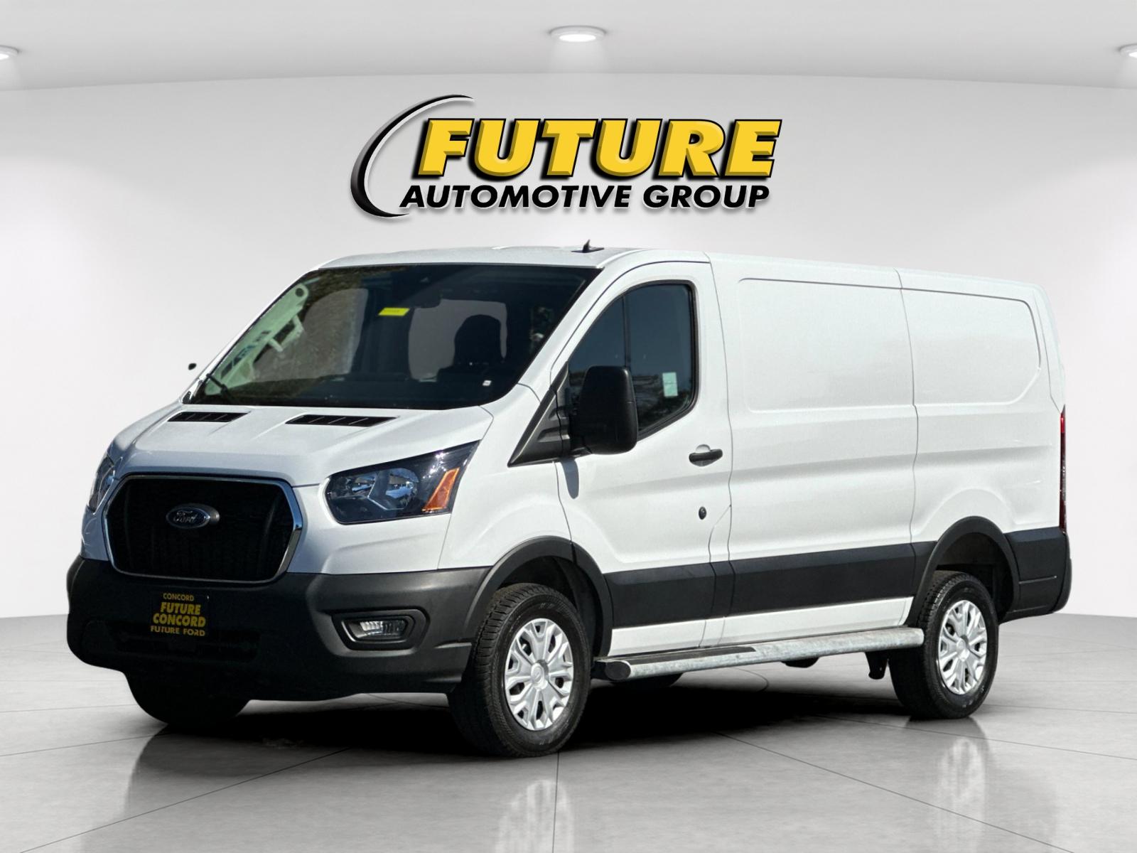 Certified Used 2025 Oxford White Ford Base image 7