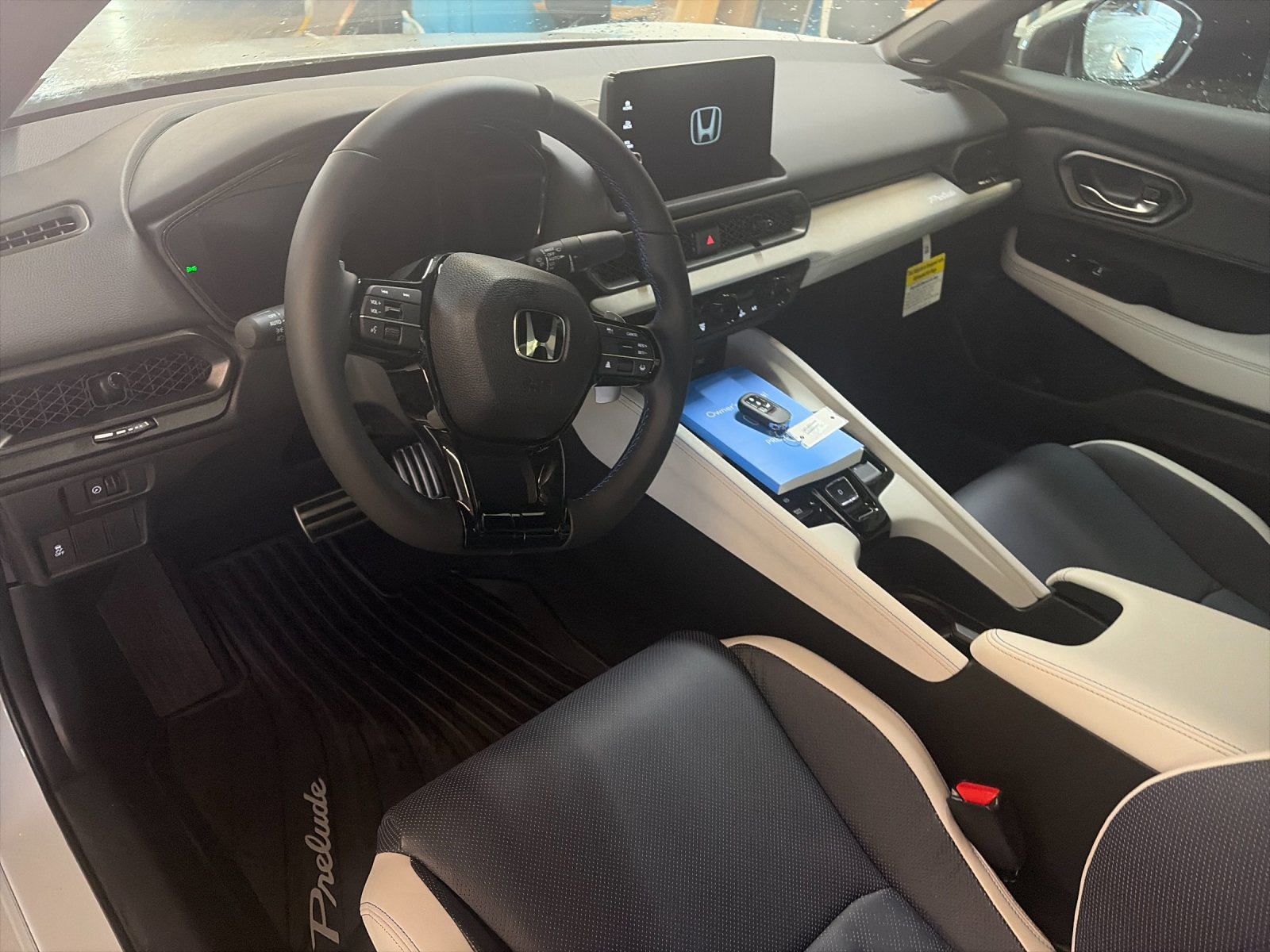 New 2026 Winter Frost Pearl Honda Hybrid image 11