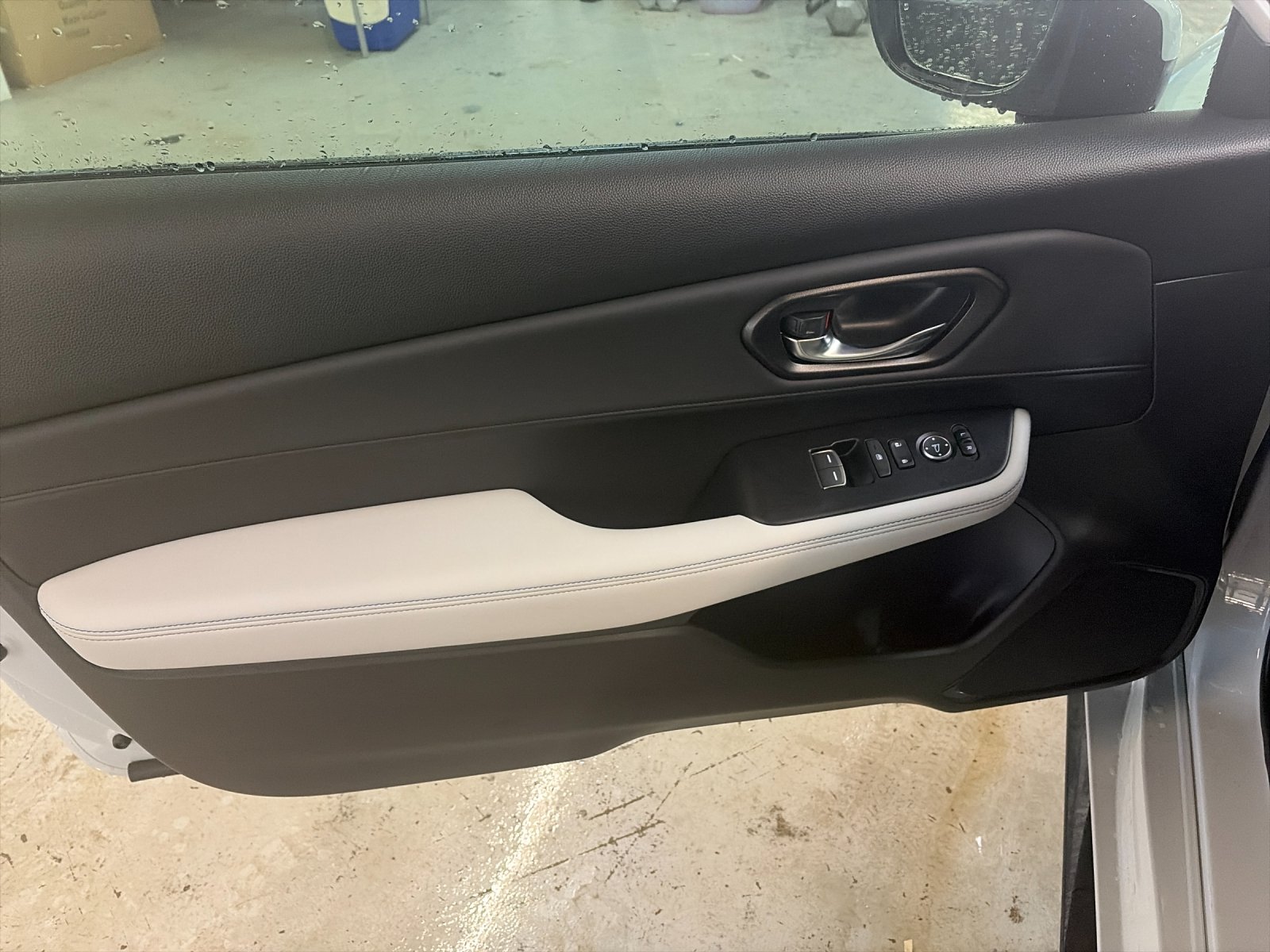 New 2026 Winter Frost Pearl Honda Hybrid image 12