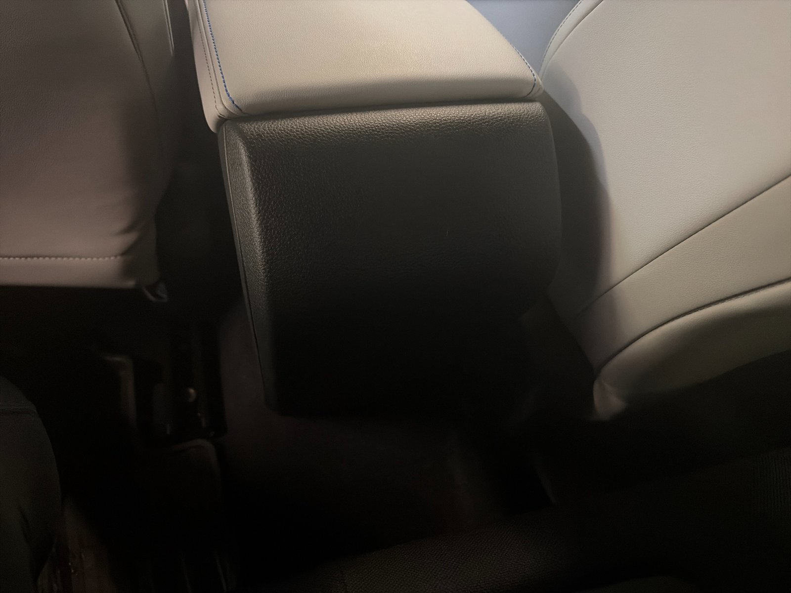 New 2026 Winter Frost Pearl Honda Hybrid image 15