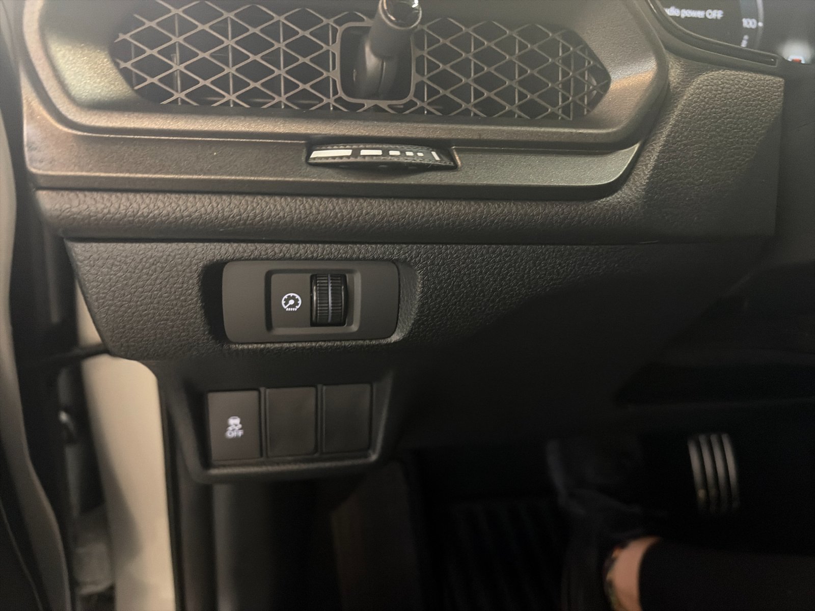 New 2026 Winter Frost Pearl Honda Hybrid image 33