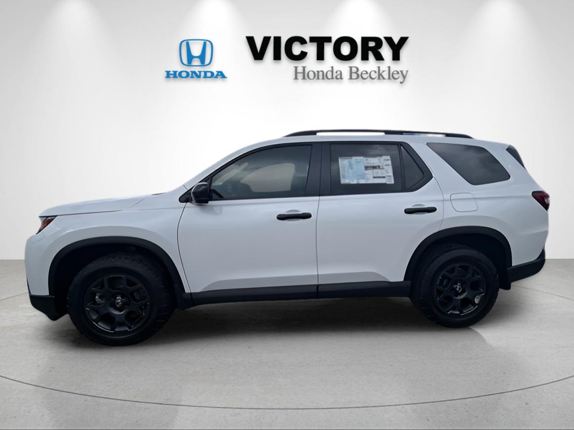 New 2026 Platinum White Pearl Honda AWD TrailSport image 2