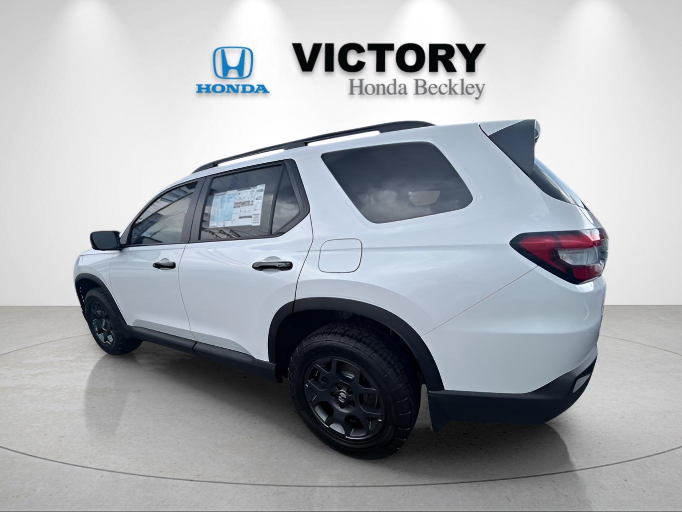 New 2026 Platinum White Pearl Honda AWD TrailSport image 3