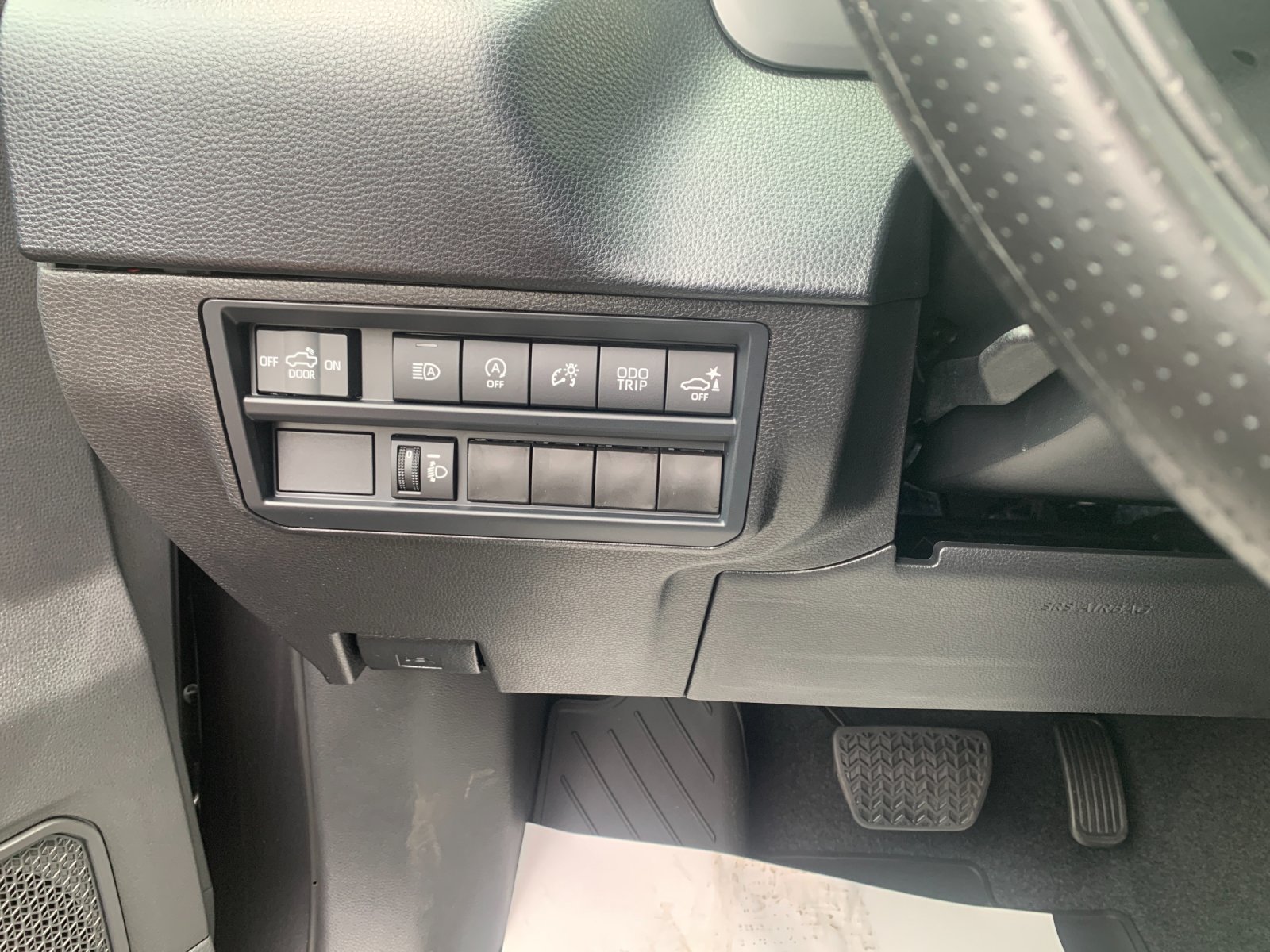 New 2026 Magnetic Gray Metallic Toyota  SR5 image 30