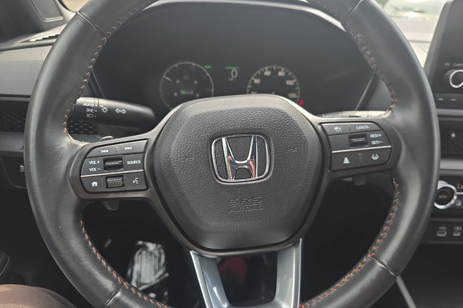 Used 2024 Platinum White Pearl Honda Sport image 22