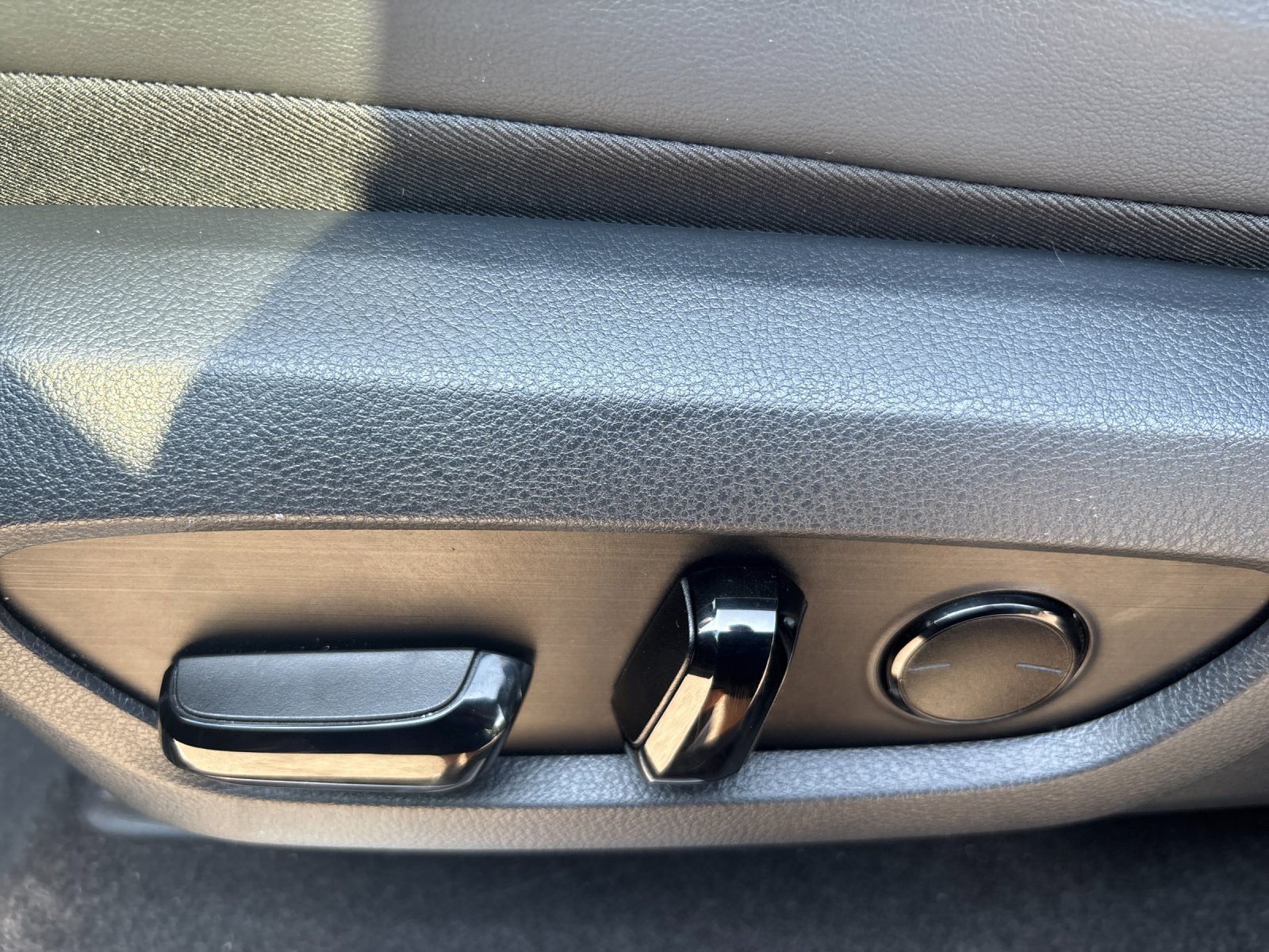 Used 2024 Nightfall Mica Lexus Premium+ image 16