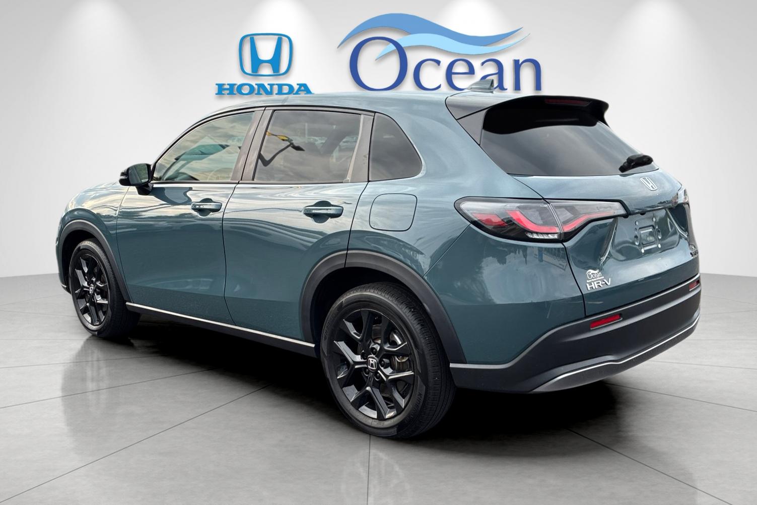Used 2025 Nordic Forest Pearl Honda Sport image 5