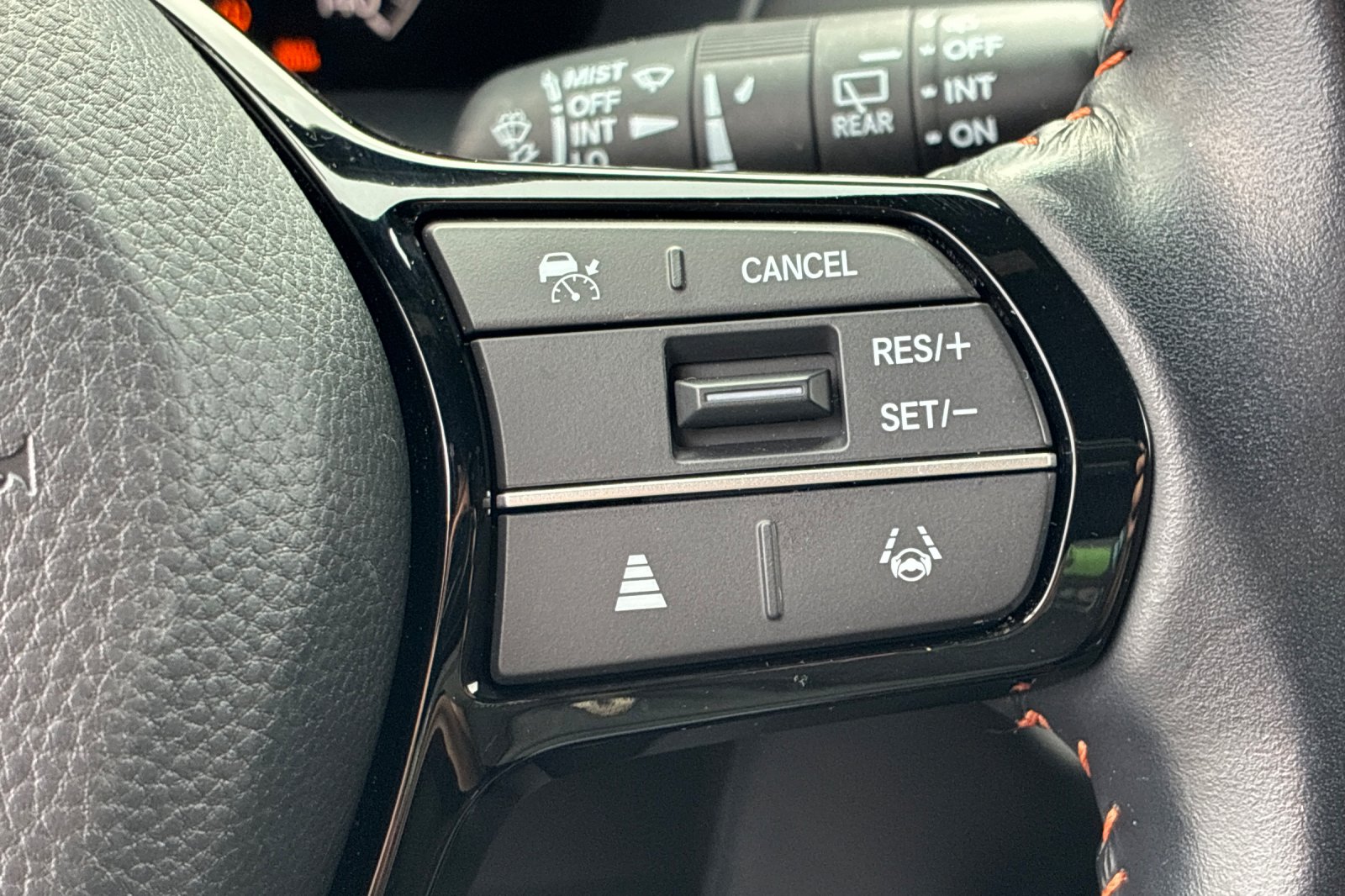 Used 2025 Nordic Forest Pearl Honda Sport image 32