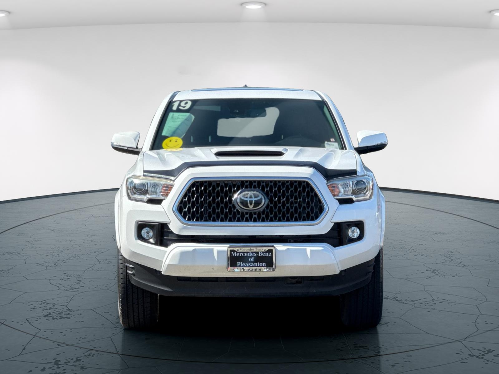 Used 2019 Super White Toyota TRD Sport 4D Double Cab image 9