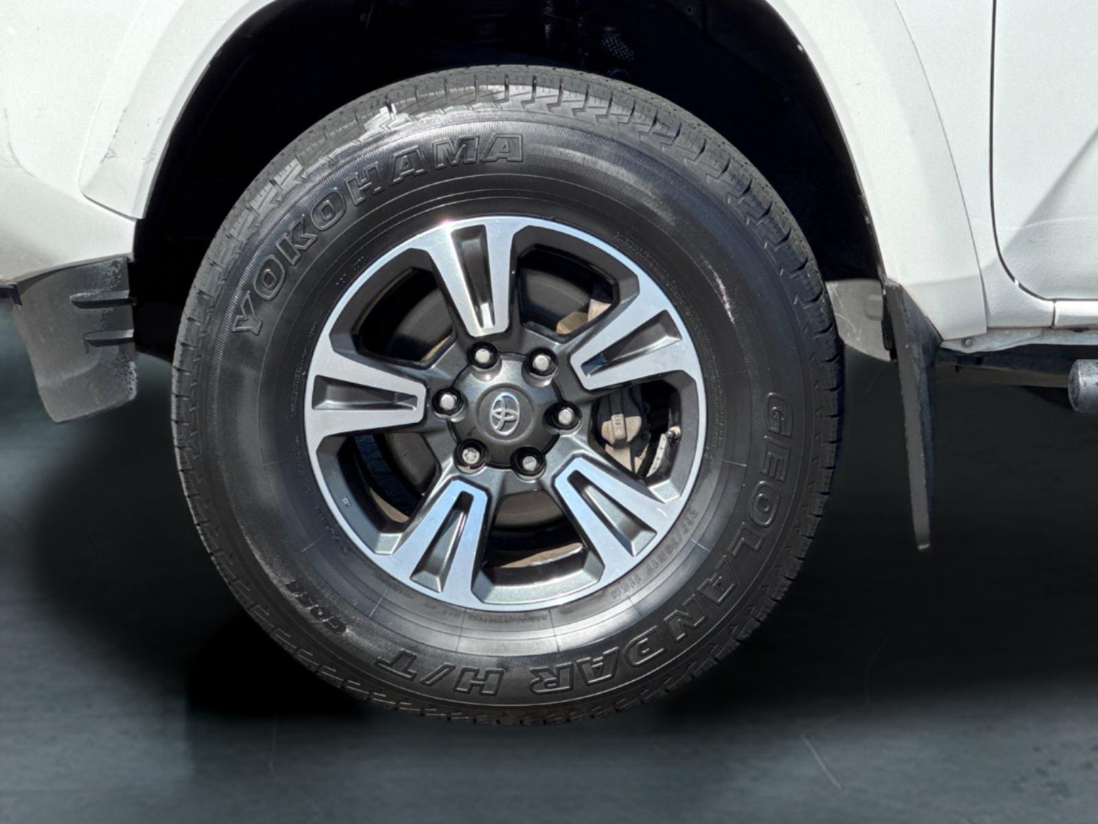 Used 2019 Super White Toyota TRD Sport 4D Double Cab image 31