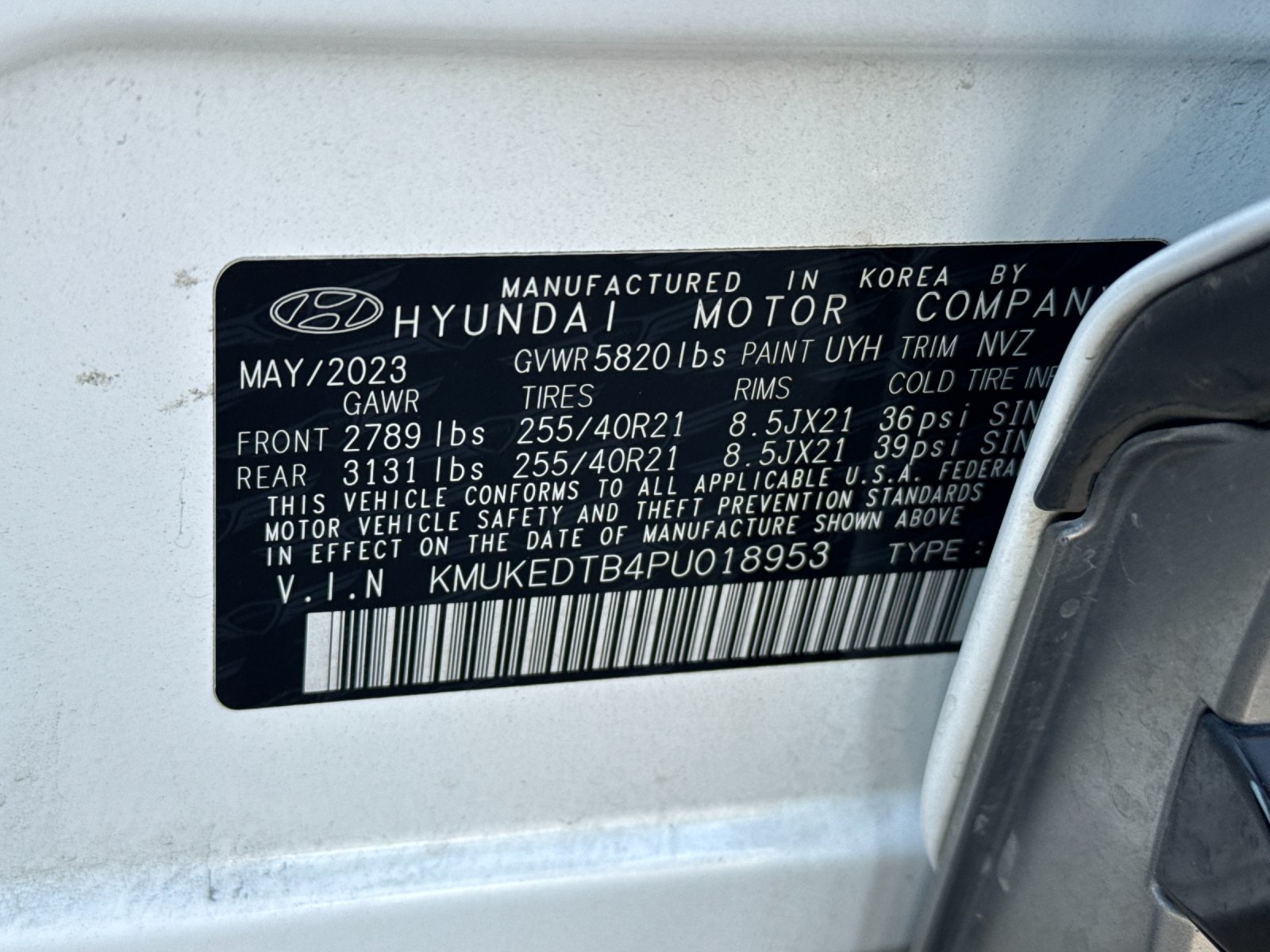 Used 2023 White Genesis Performance image 28