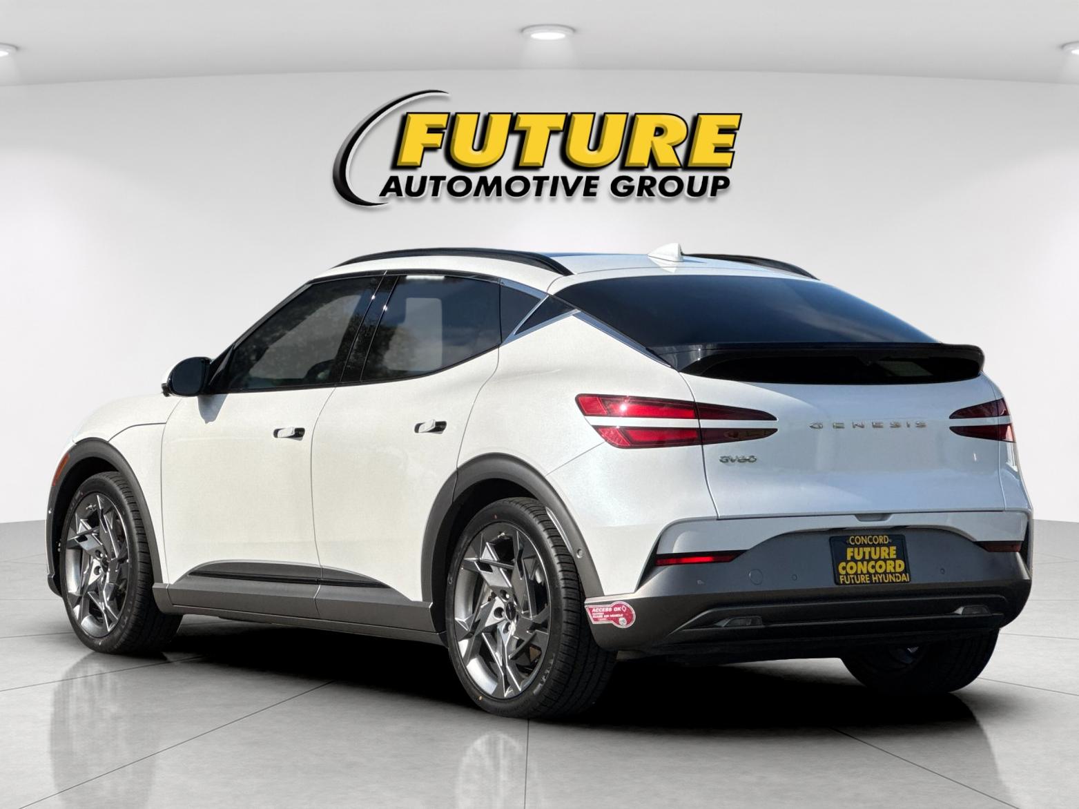 Used 2023 White Genesis Performance image 5