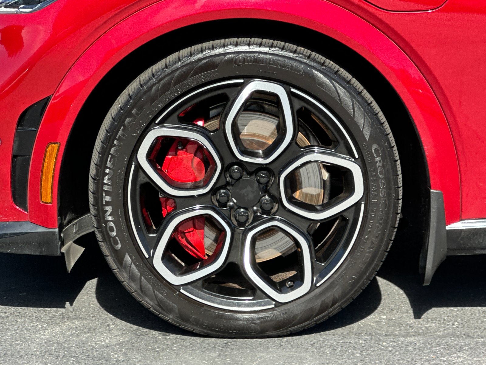 Used 2023 Red Ford GT image 25