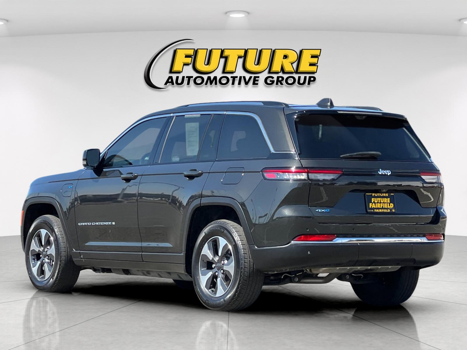 Used 2023 Brown Jeep 4xe image 5
