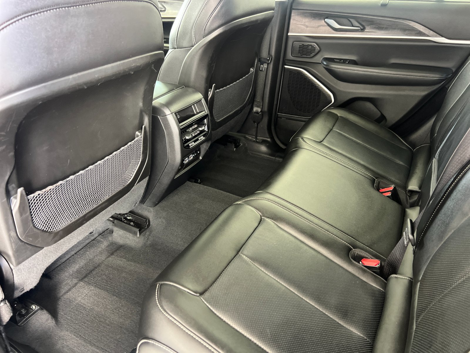 Used 2023 Brown Jeep 4xe image 11