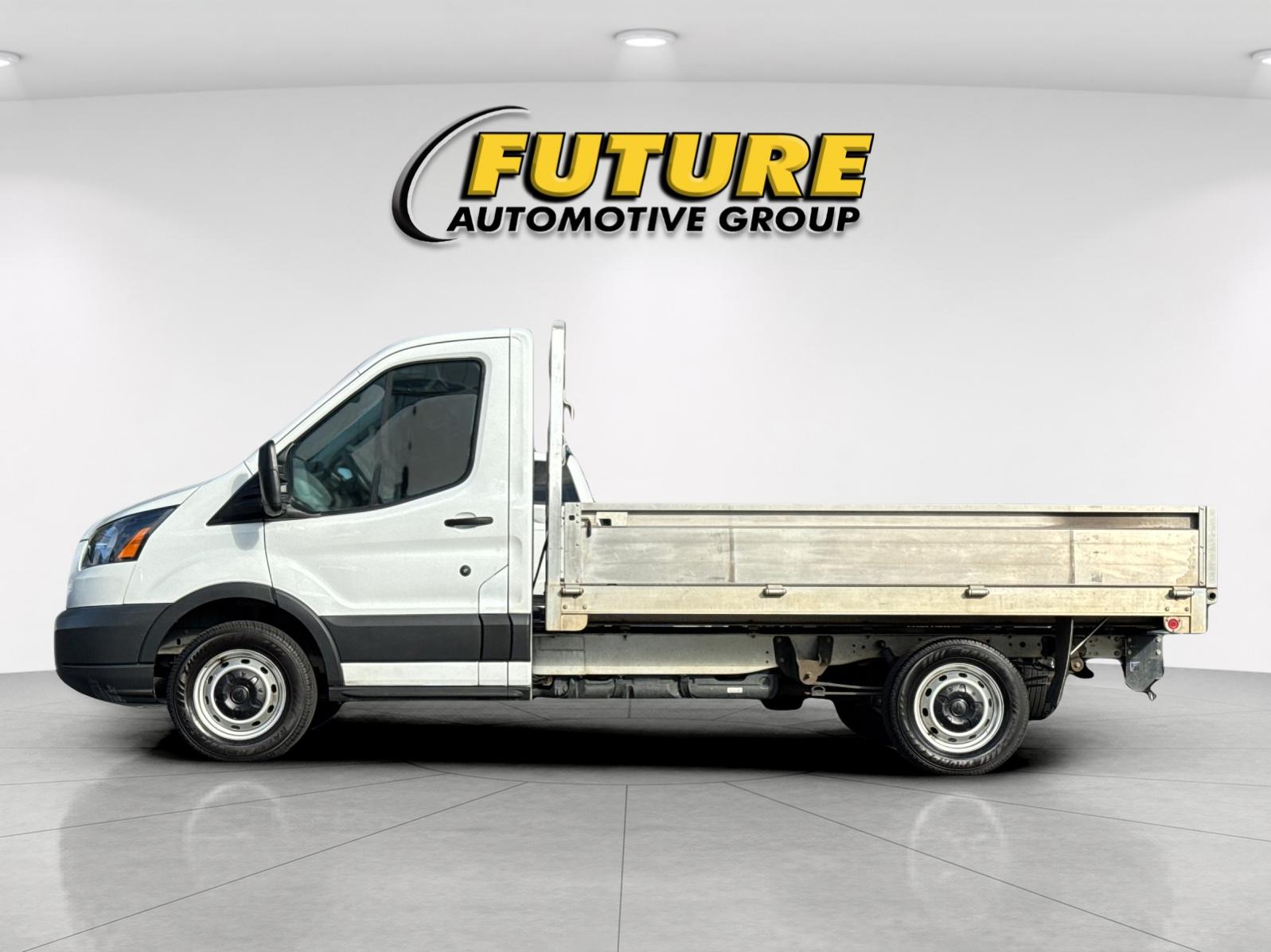 Used 2017 White Ford Base image 6