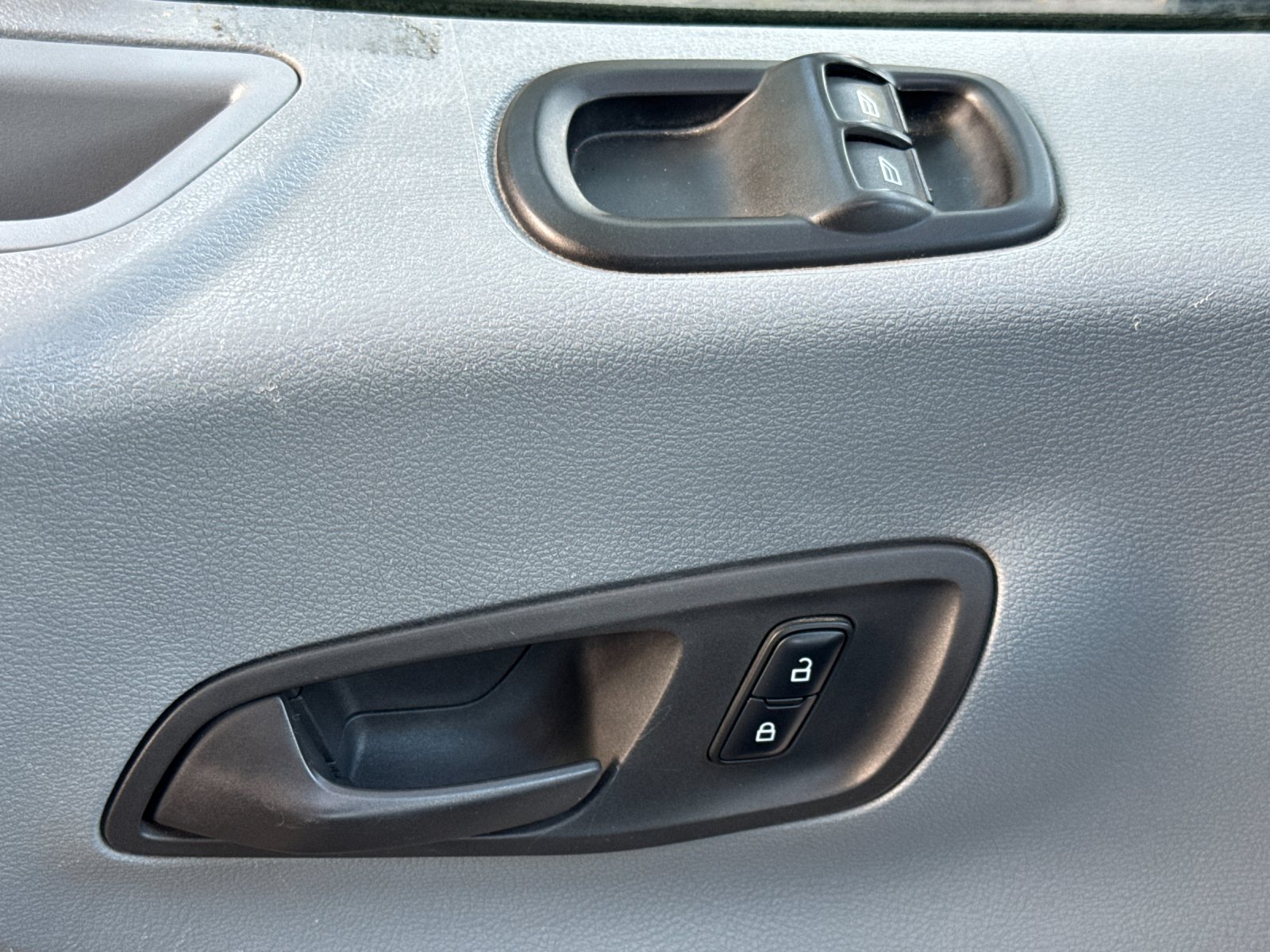 Used 2017 White Ford Base image 10