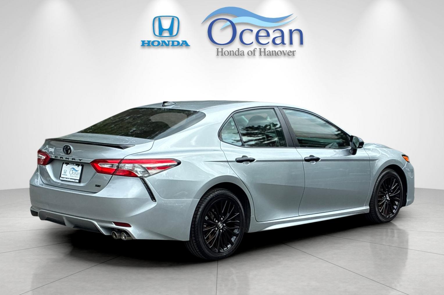 Used 2019 Celestial Silver Metallic Toyota SE image 3