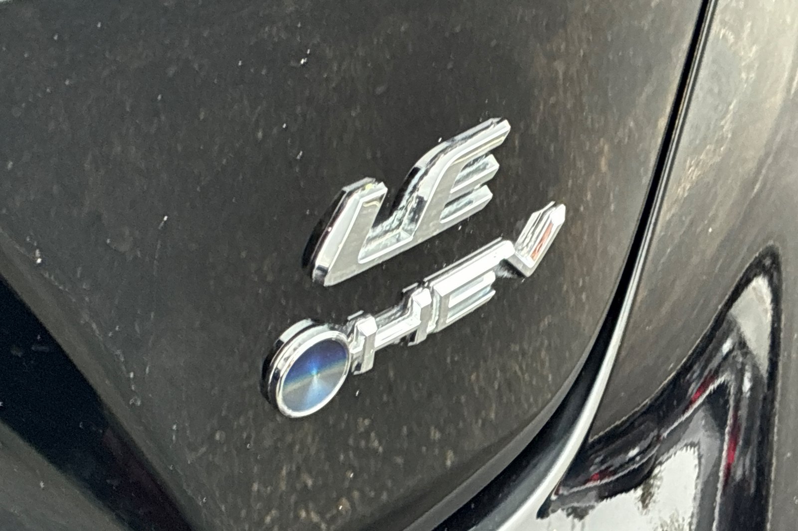 Used 2025 Midnight Black Metallic Toyota LE image 41