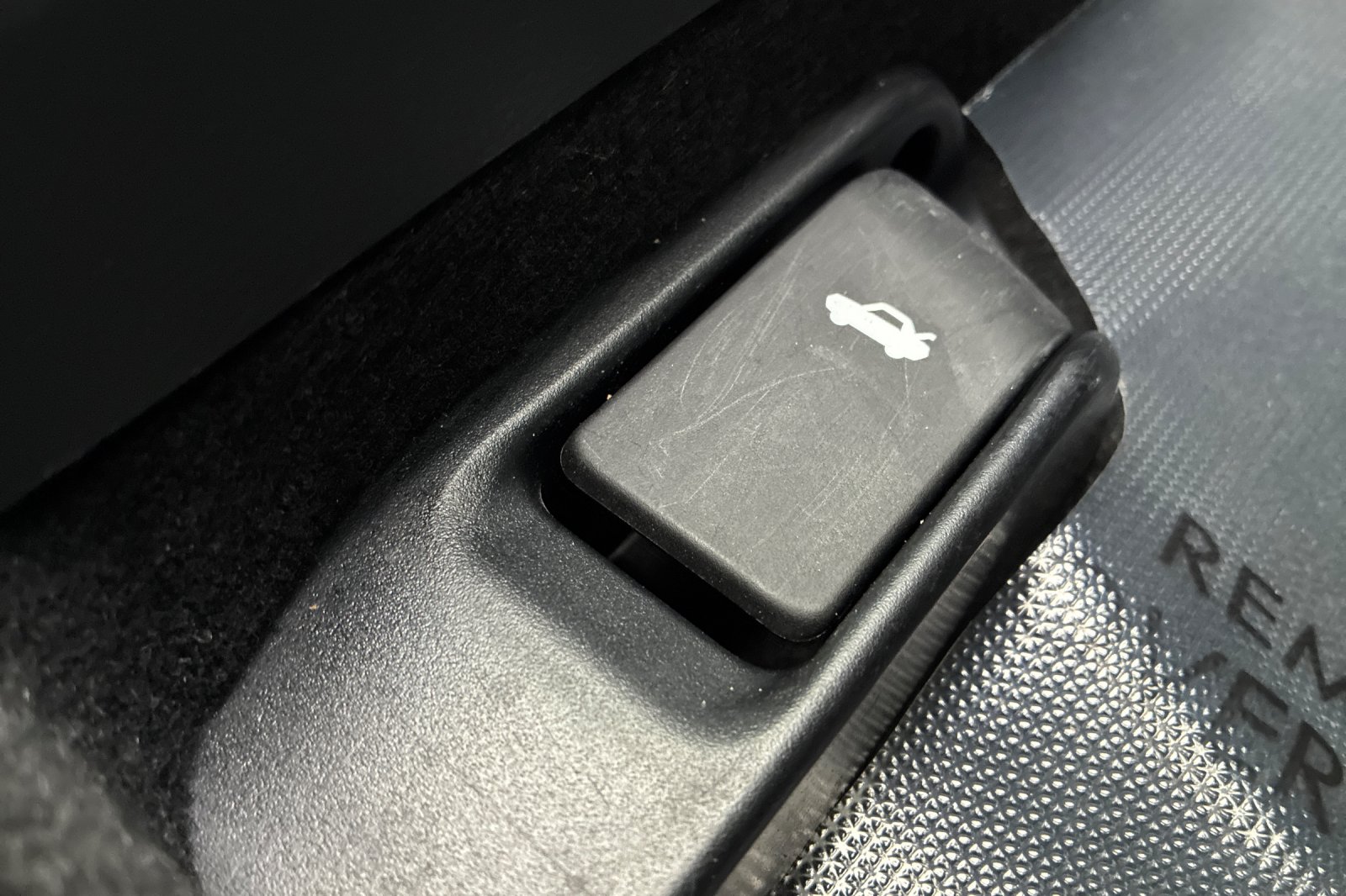 Used 2025 Midnight Black Metallic Toyota LE image 35