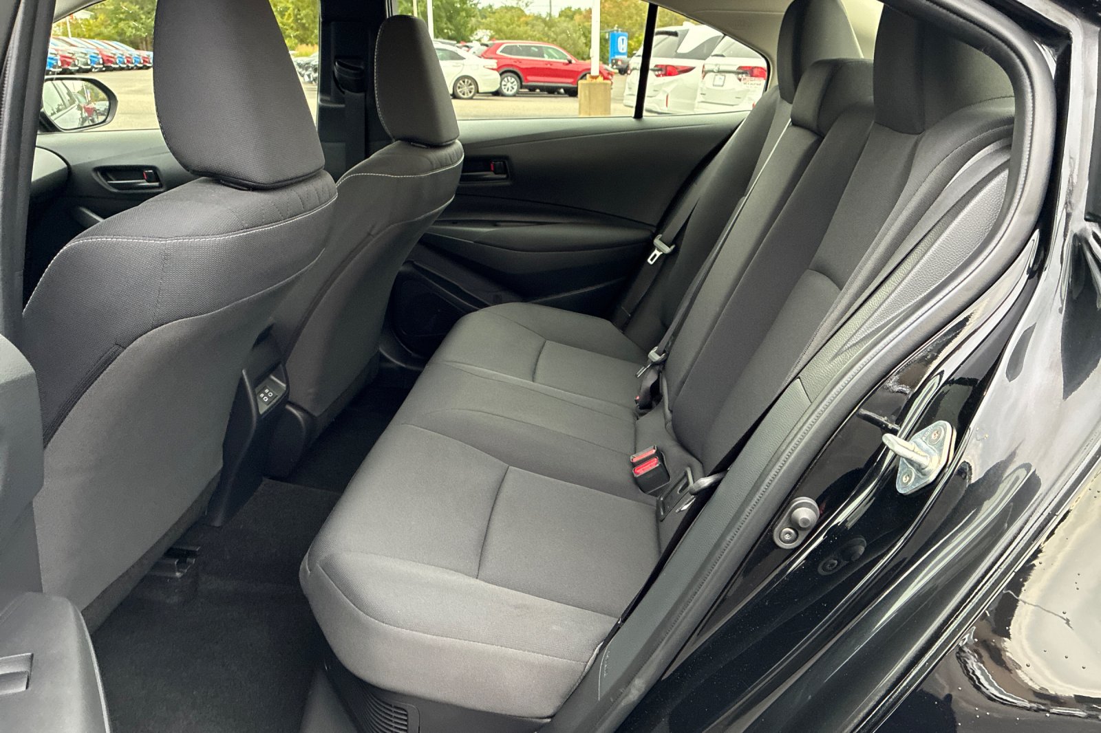 Used 2025 Midnight Black Metallic Toyota LE image 15