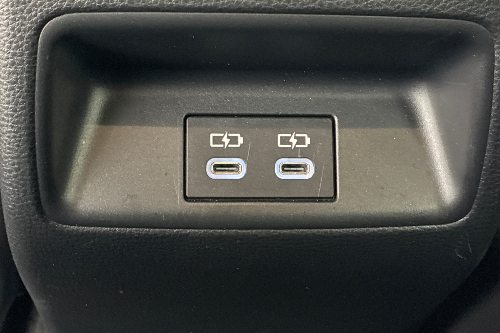 Used 2025 Midnight Black Metallic Toyota LE image 19