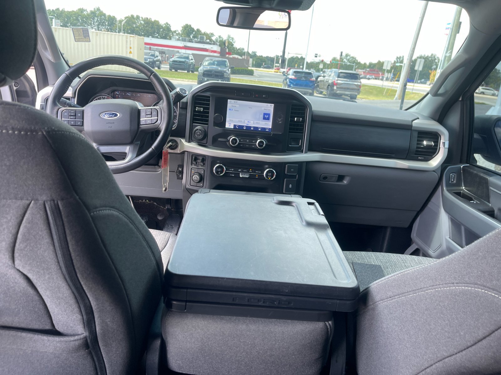 Used 2021 White Ford XLT image 15