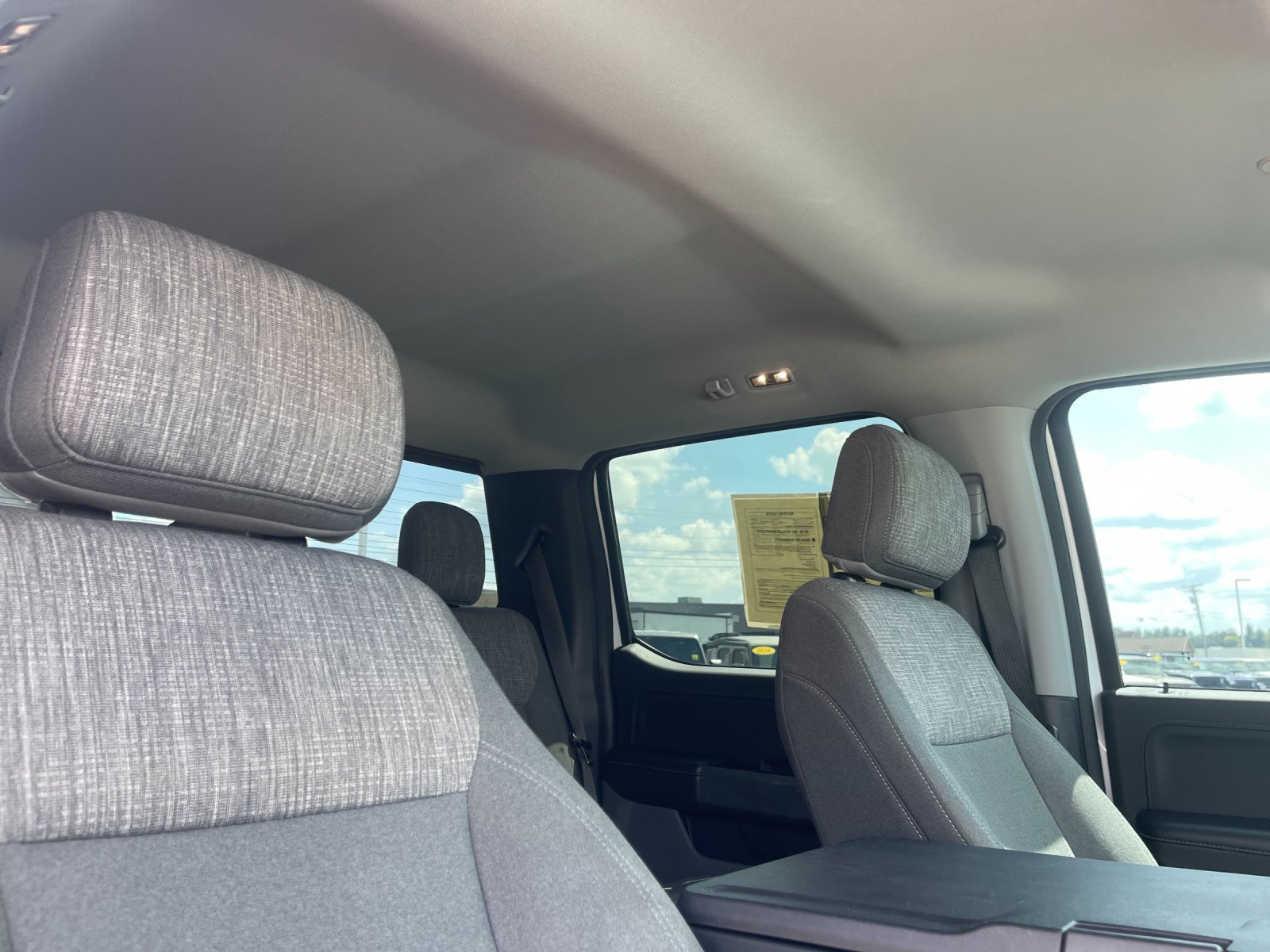 Used 2021 White Ford XLT image 18