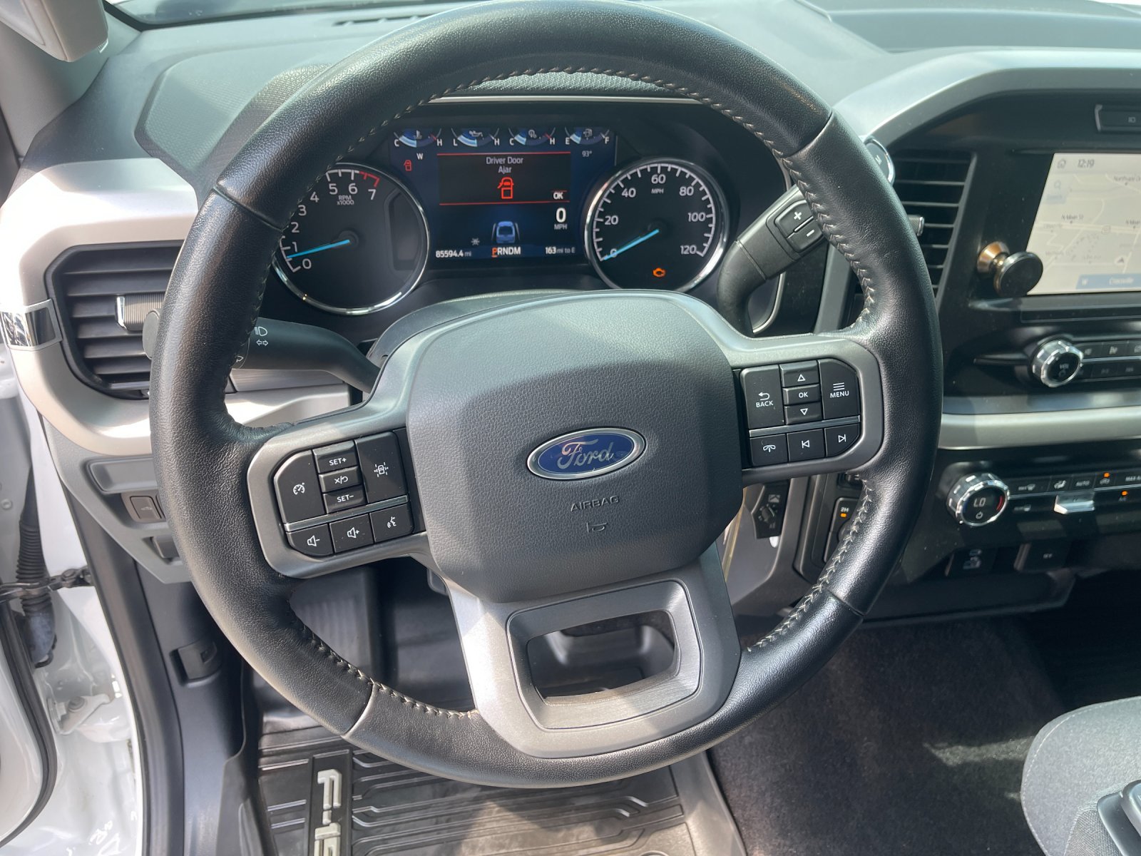 Used 2021 White Ford XLT image 25
