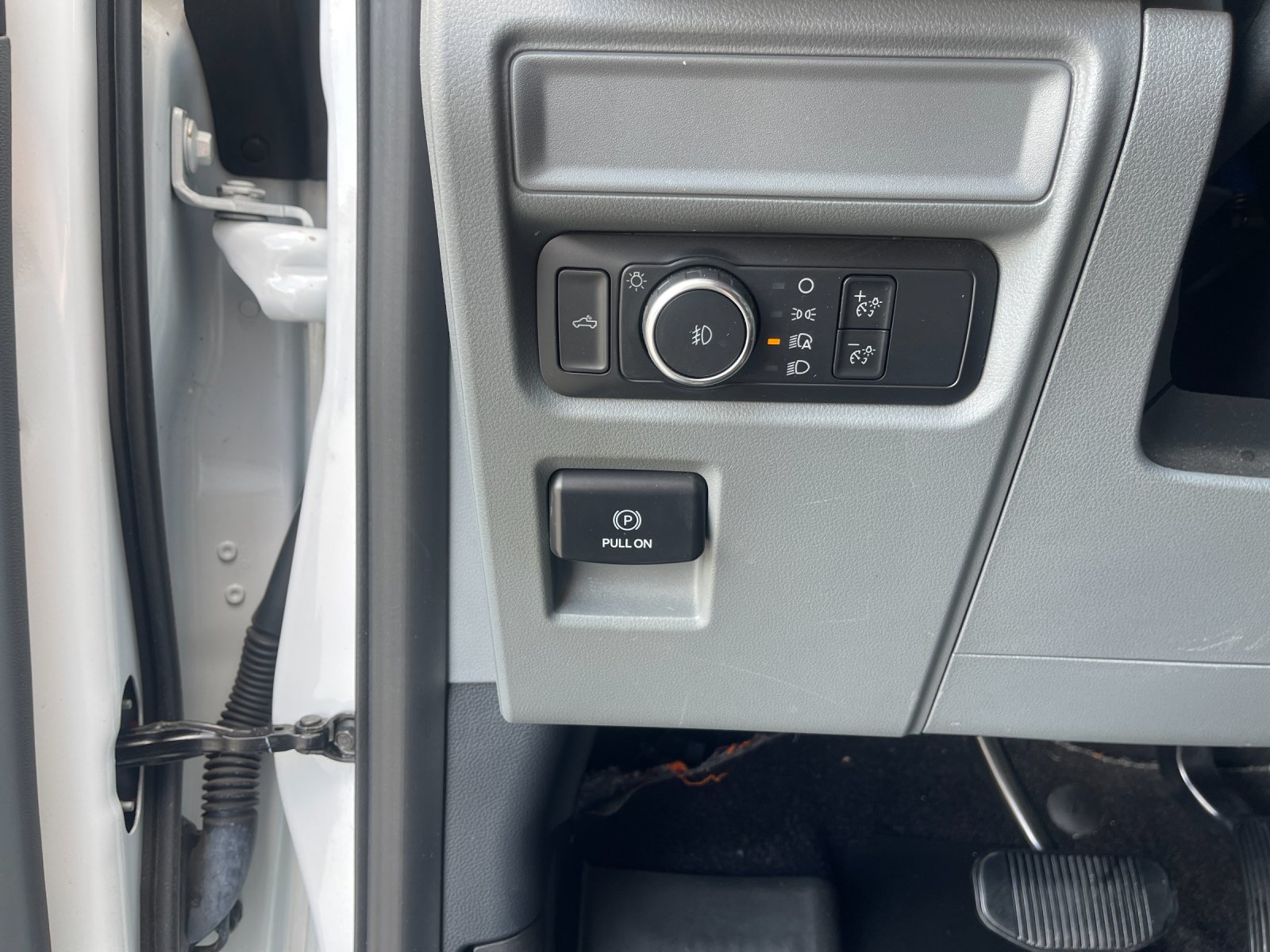 Used 2021 White Ford XLT image 30