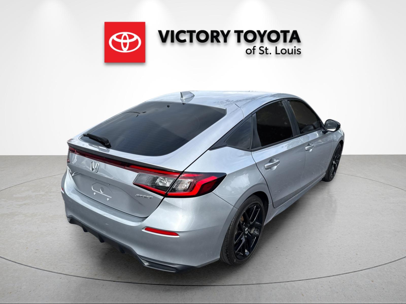 Used 2024  Honda Sport image 3