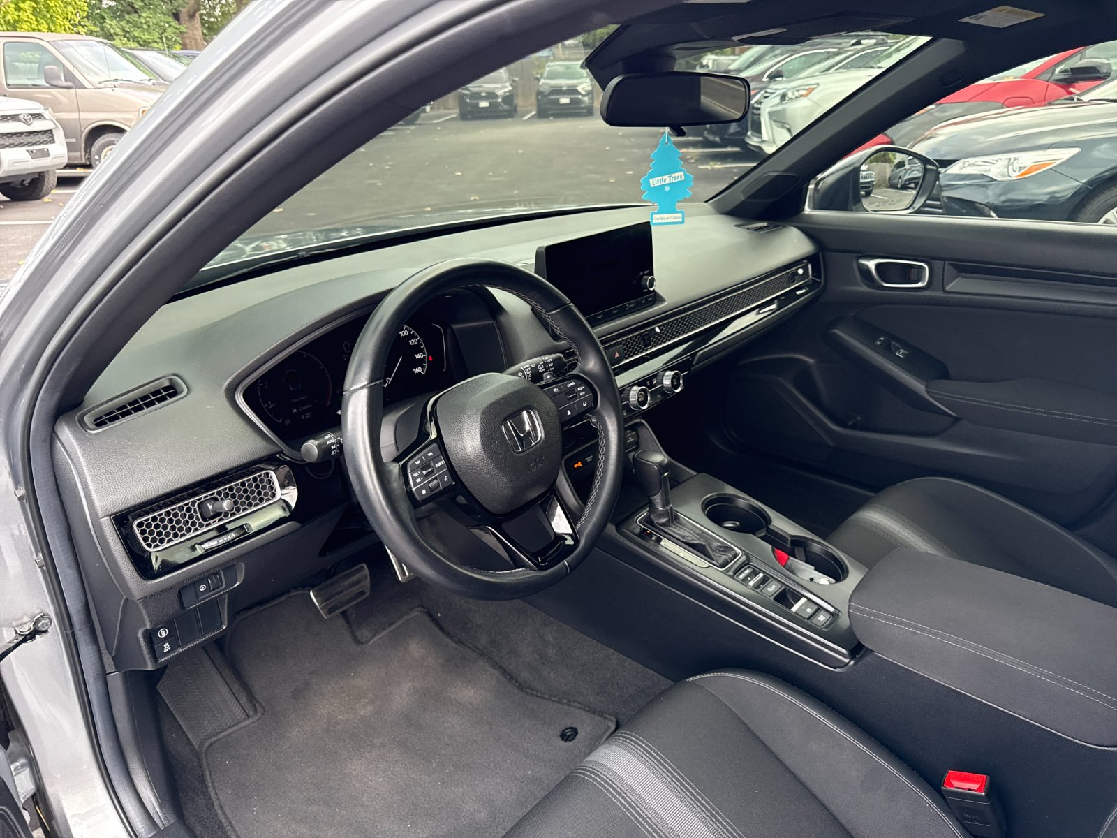 Used 2024  Honda Sport image 10