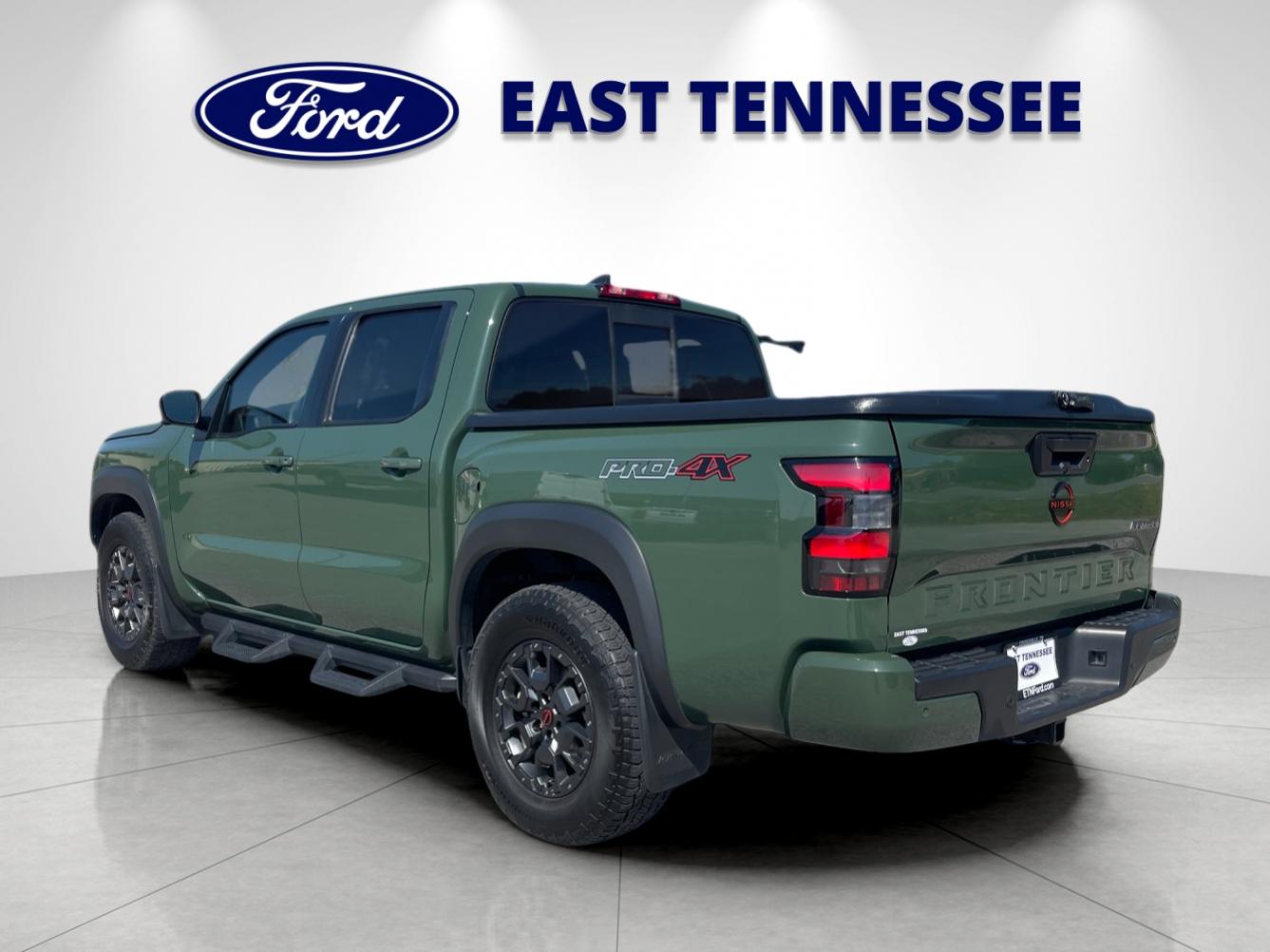 Used 2022 Green Nissan PRO-4X image 5