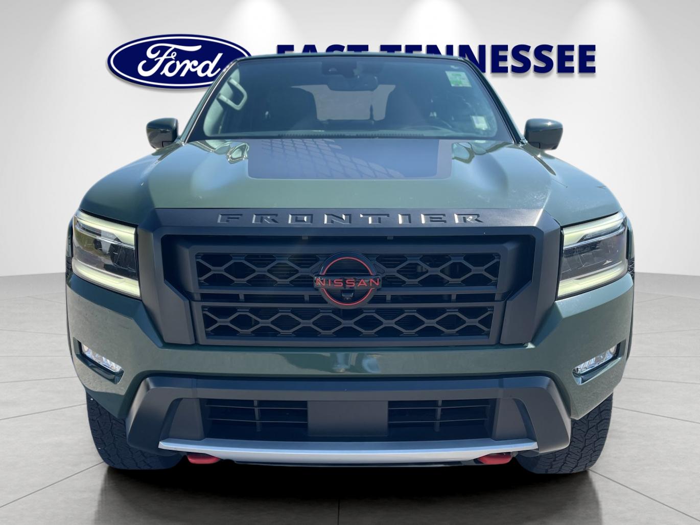 Used 2022 Green Nissan PRO-4X image 9