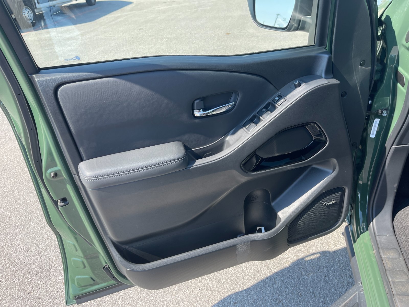 Used 2022 Green Nissan PRO-4X image 12
