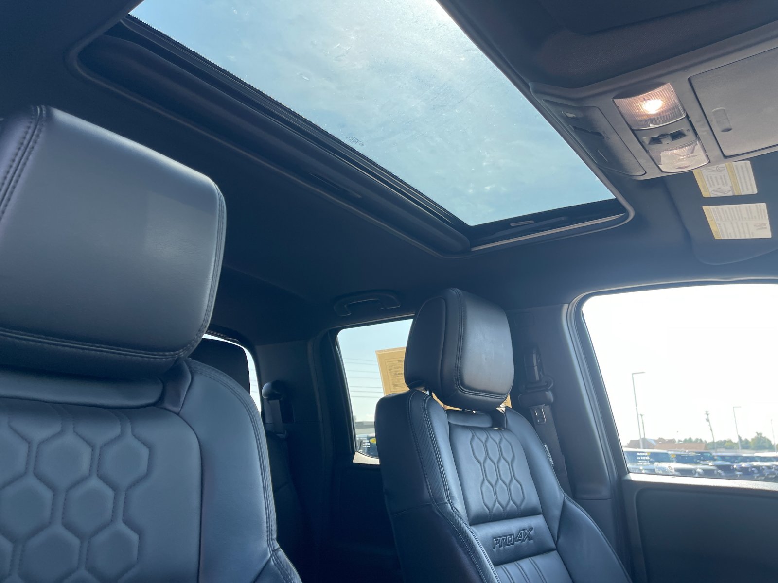 Used 2022 Green Nissan PRO-4X image 18