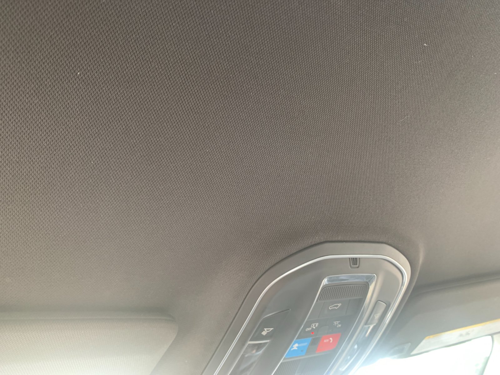 Used 2025 White Jeep Altitude image 20