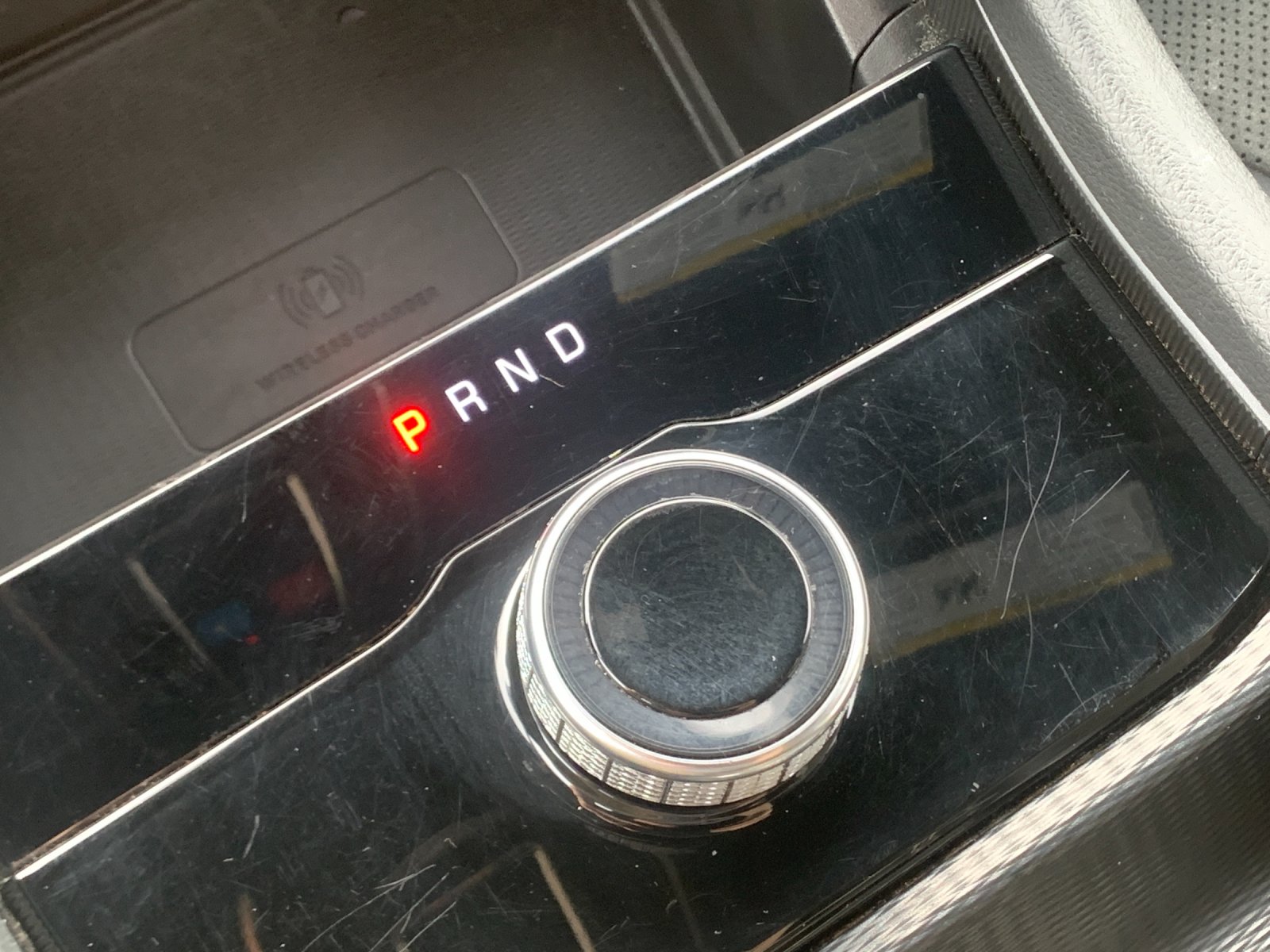 Used 2025 White Jeep Altitude image 26