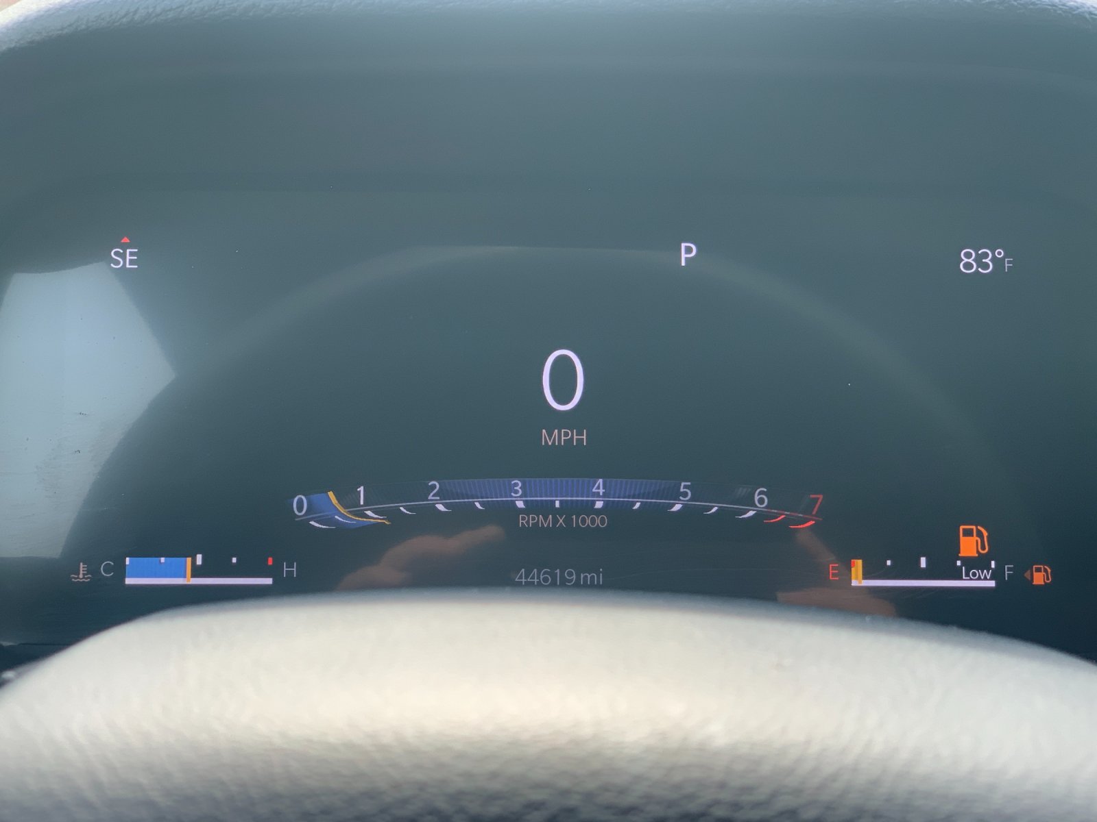 Used 2025 White Jeep Altitude image 31