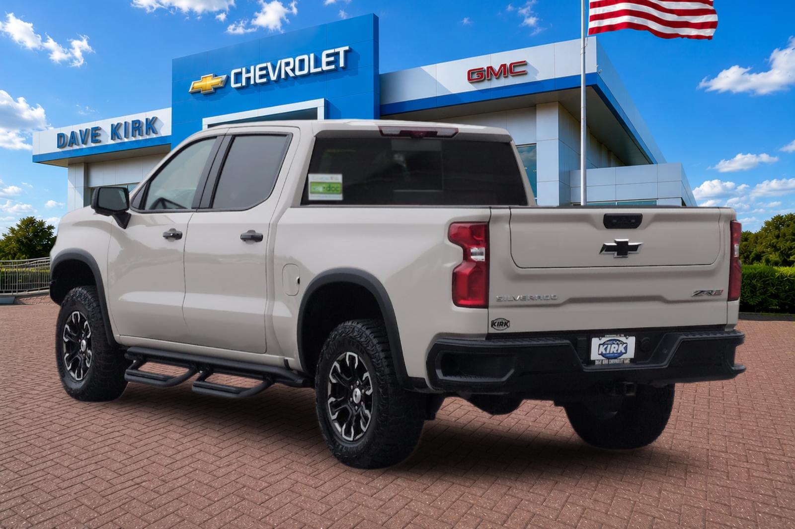 Used 2026 White Chevrolet ZR2 image 5