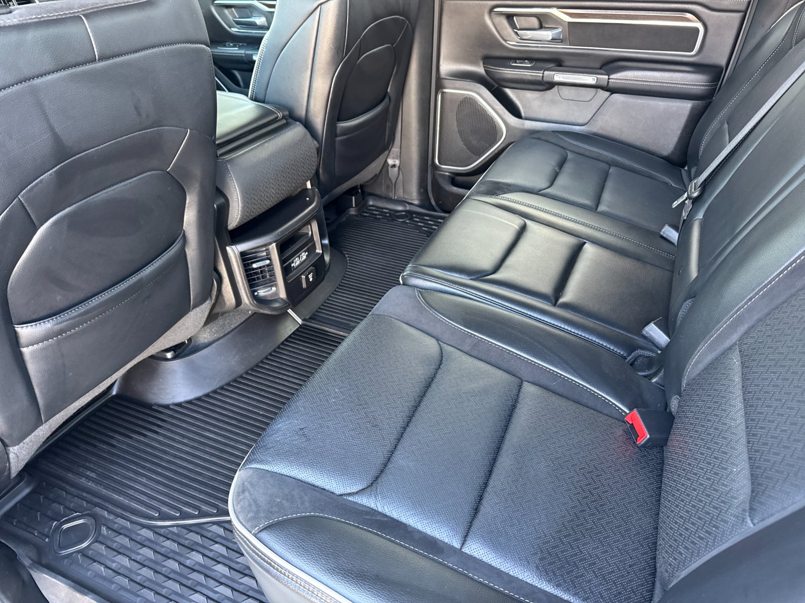 Used 2021 White Ram Laramie image 11