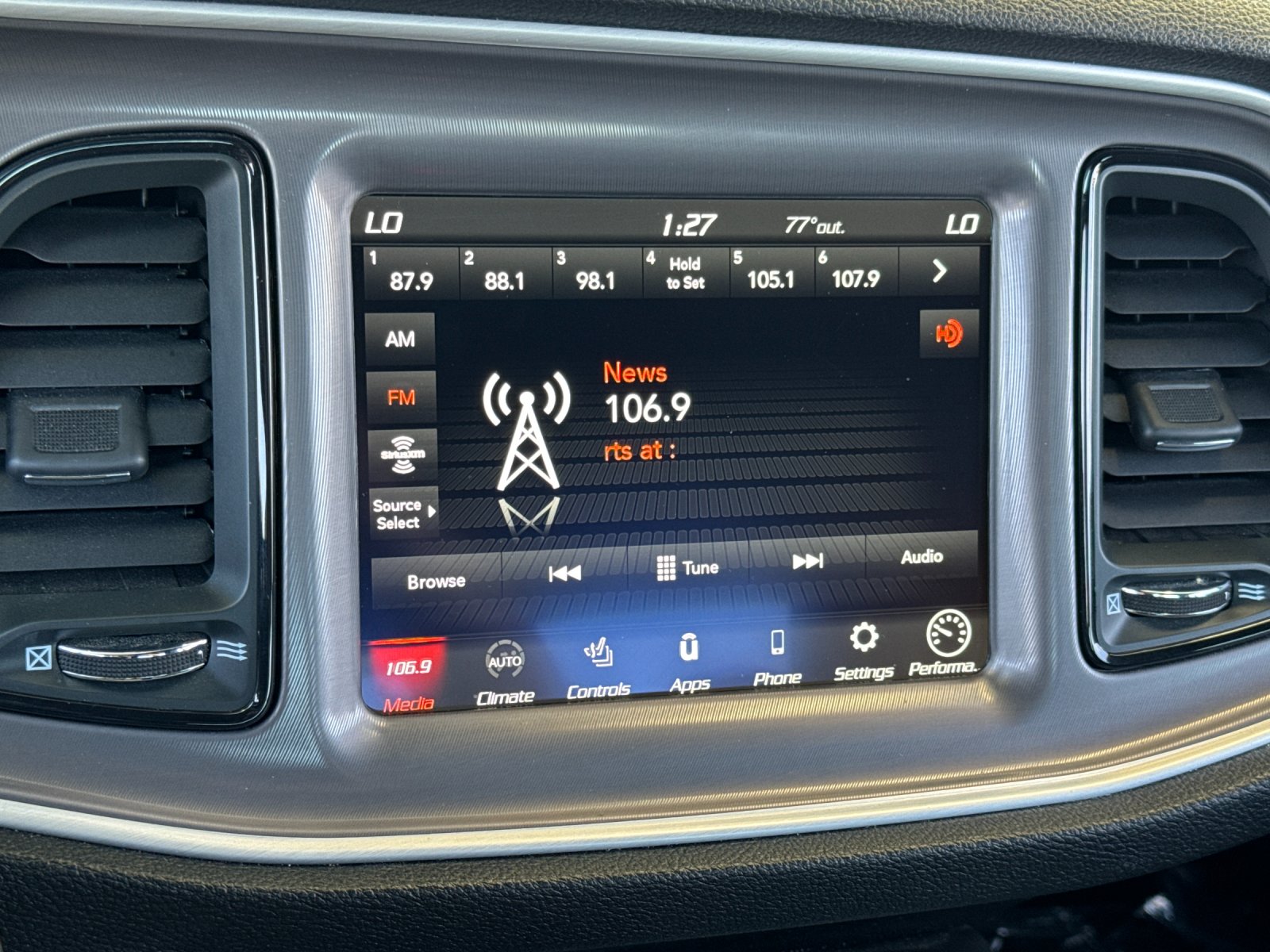 Used 2022 Purple Dodge R/T Scat Pack image 17