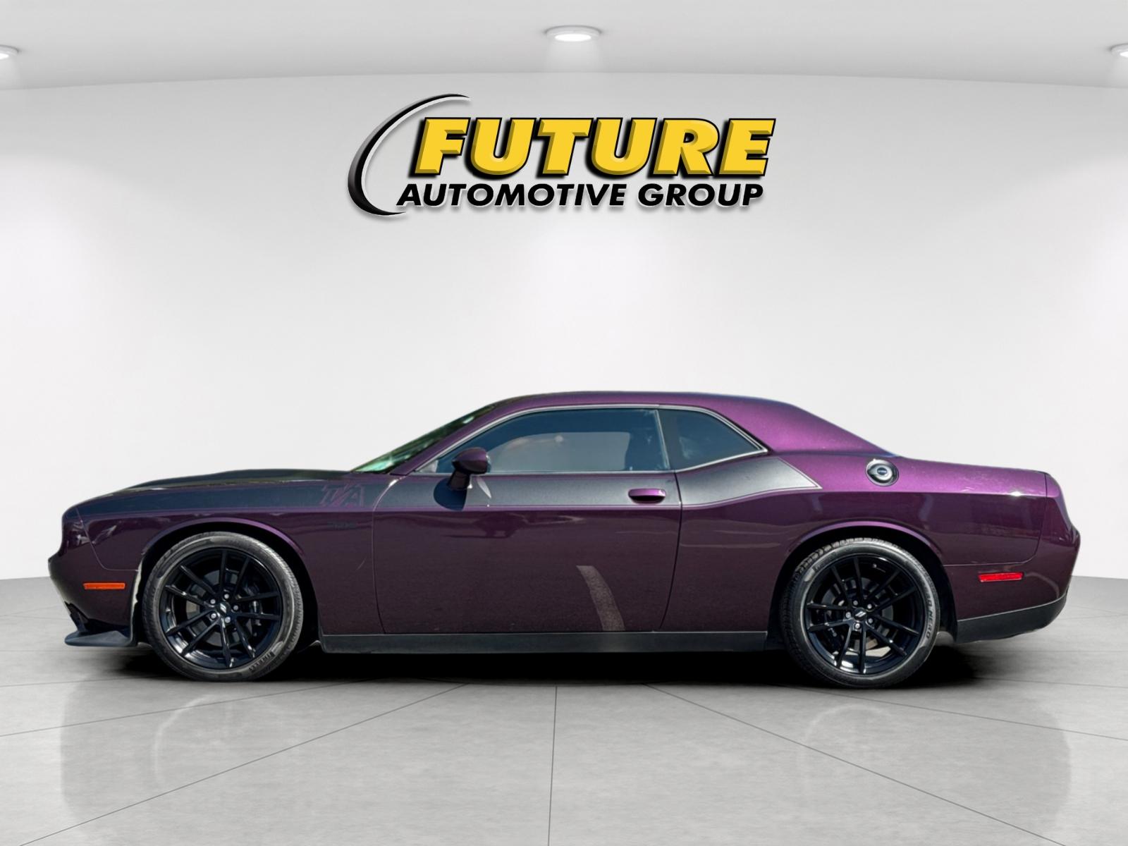 Used 2022 Purple Dodge R/T Scat Pack image 7