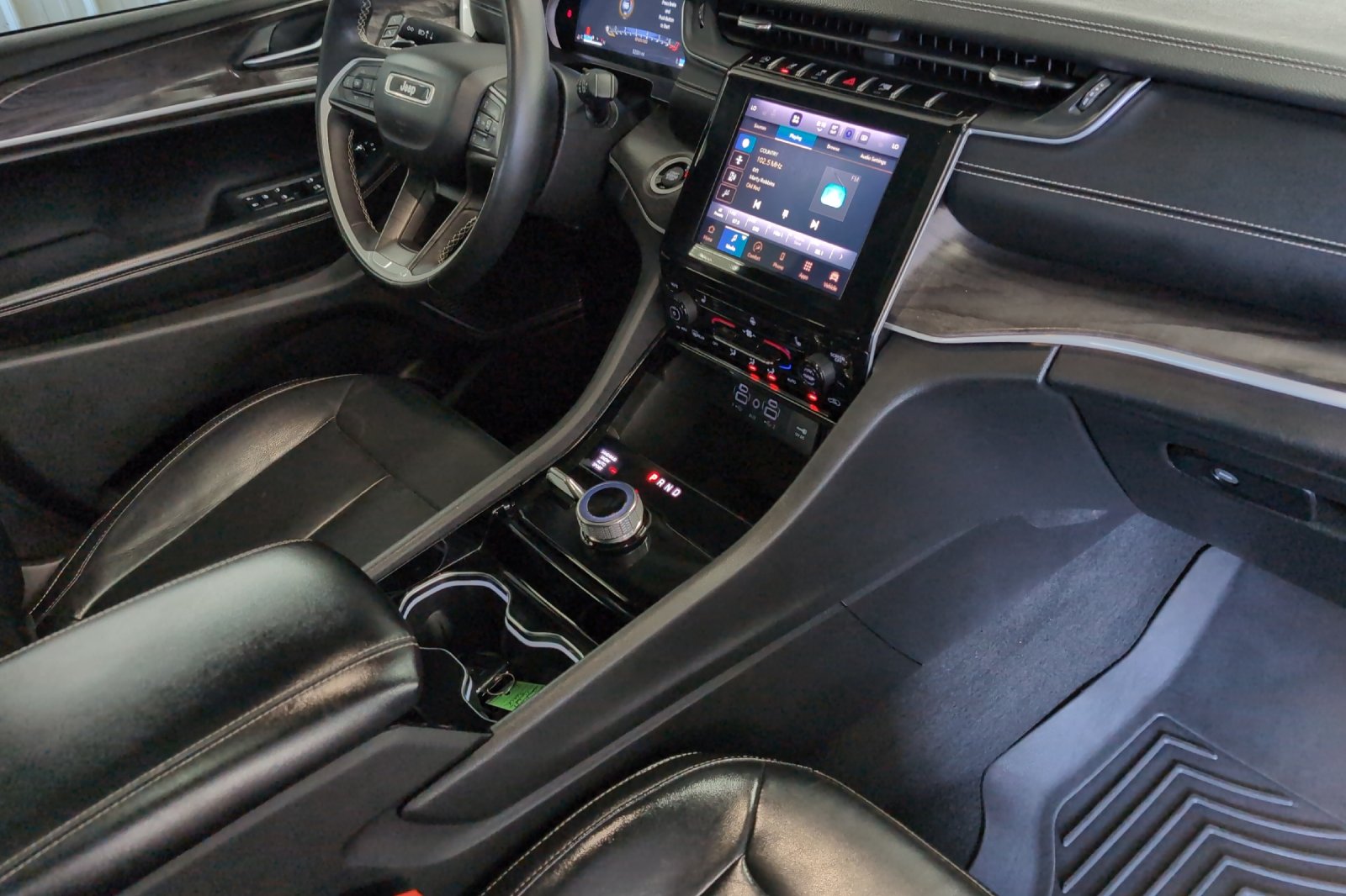 Used 2022 Black Jeep Limited image 18